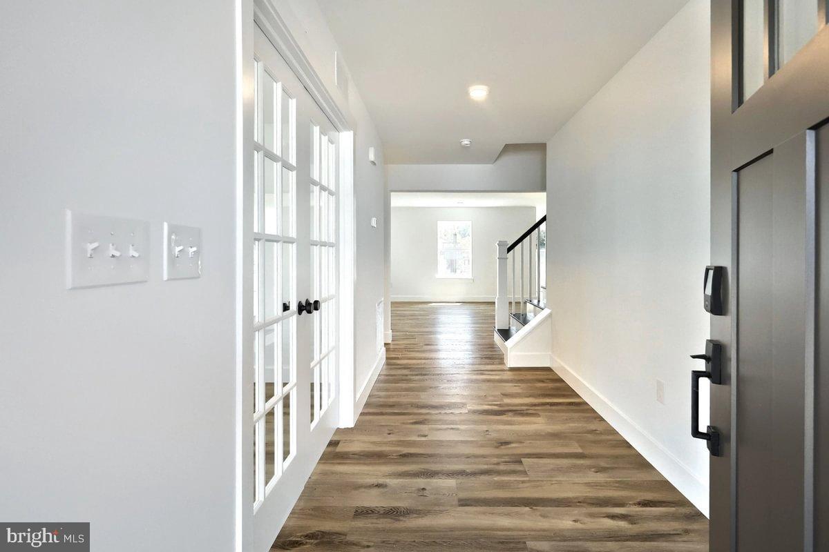 LOGAN MEADOWS - Residential