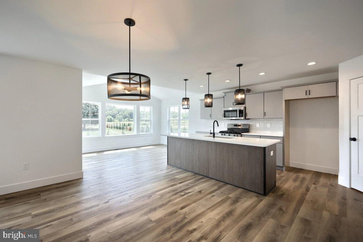 LOGAN MEADOWS - Residential