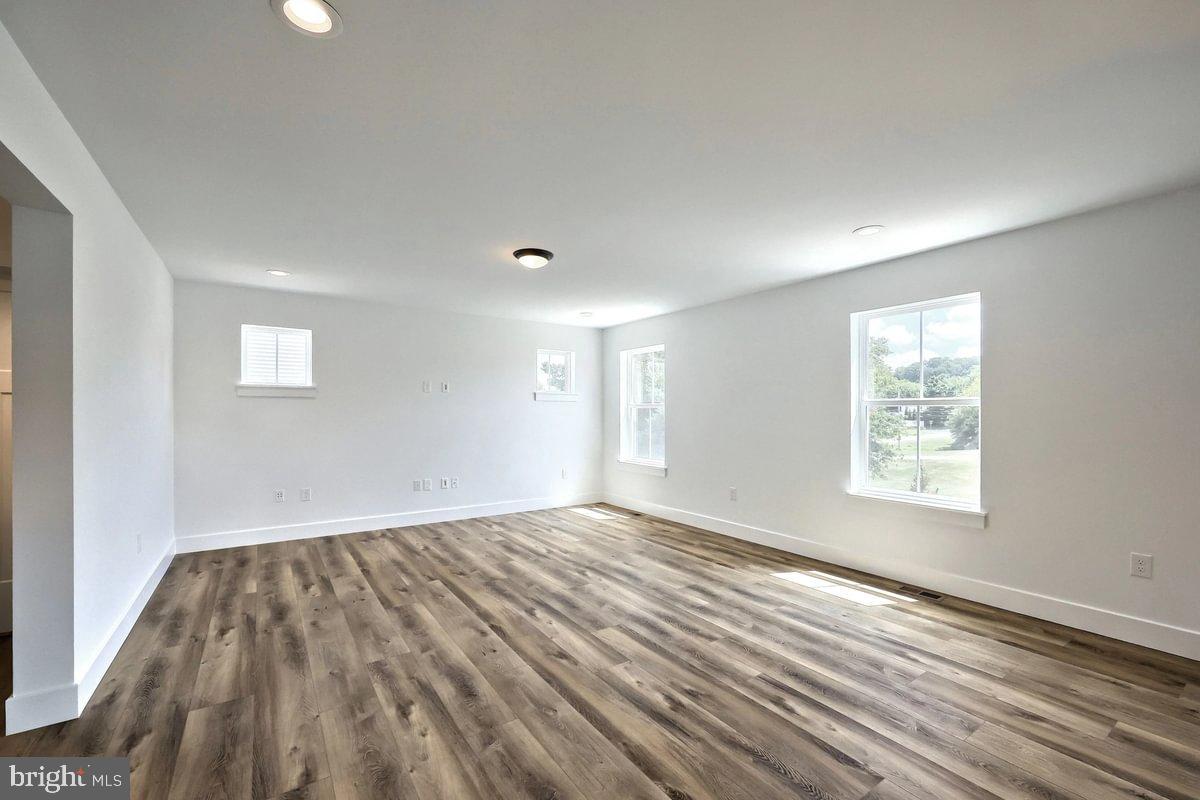 LOGAN MEADOWS - Residential