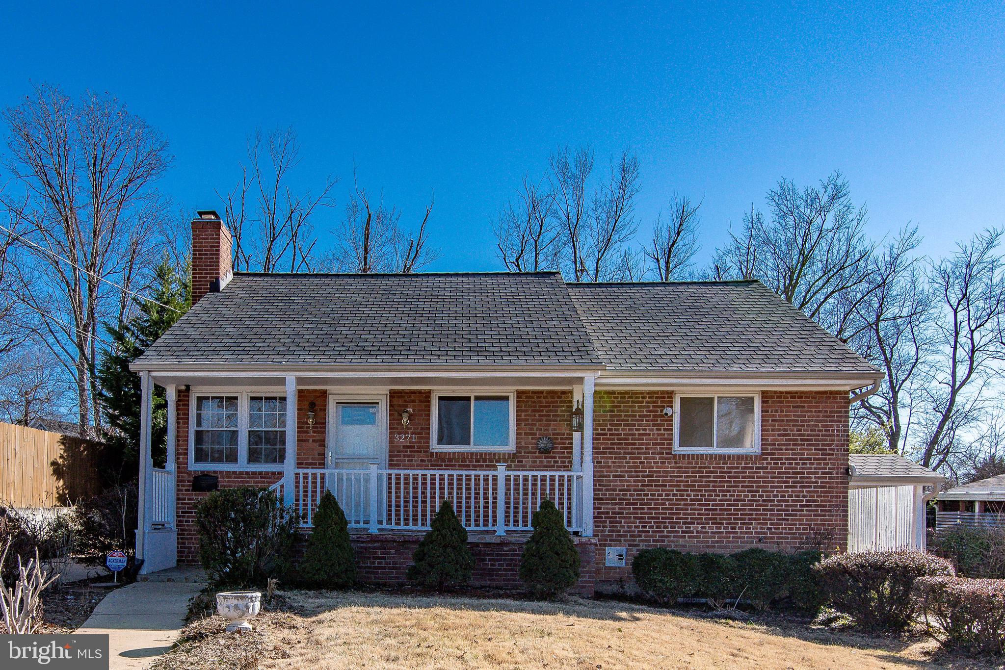 BROYHILL PARK - Residential Lease