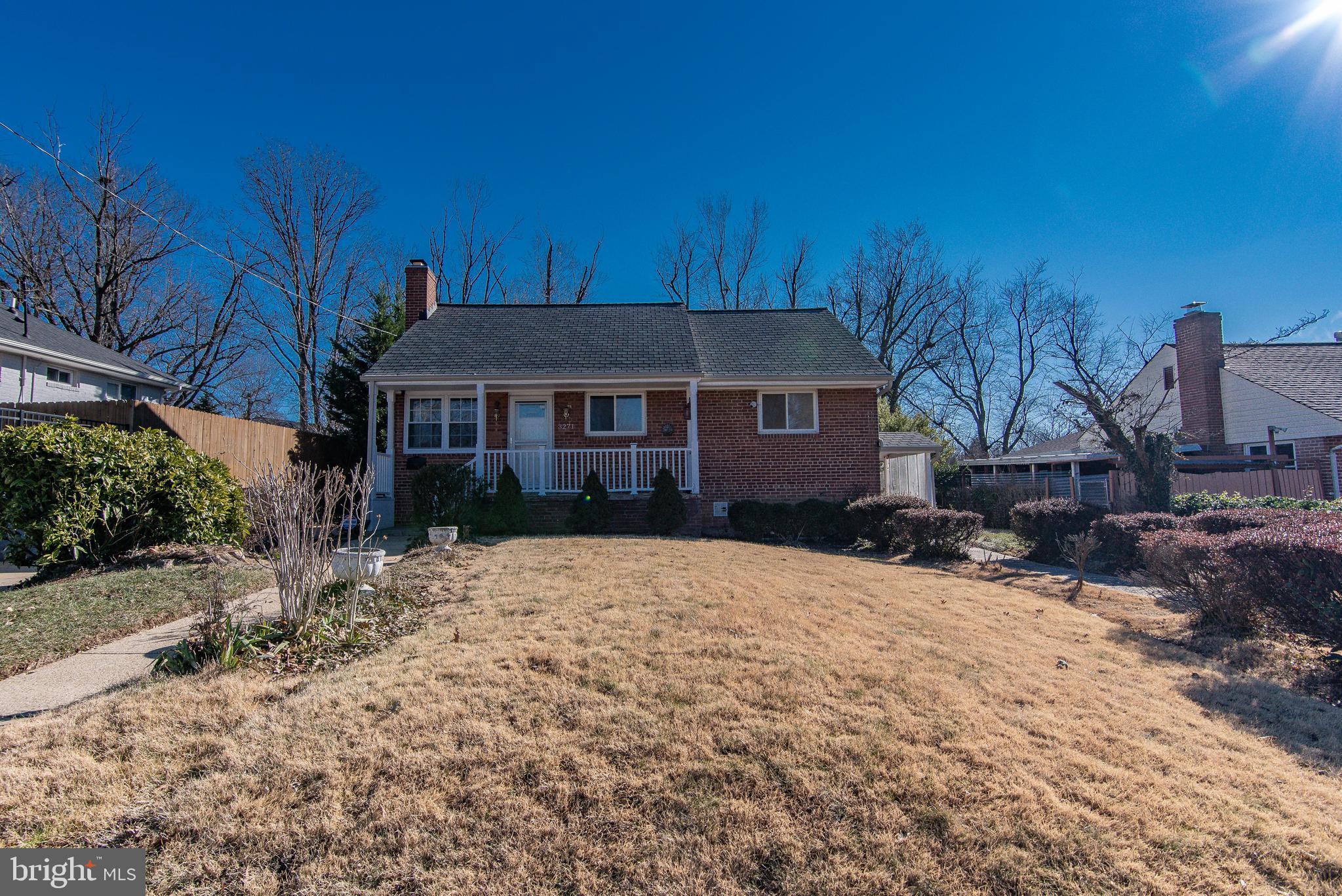 BROYHILL PARK - Residential Lease