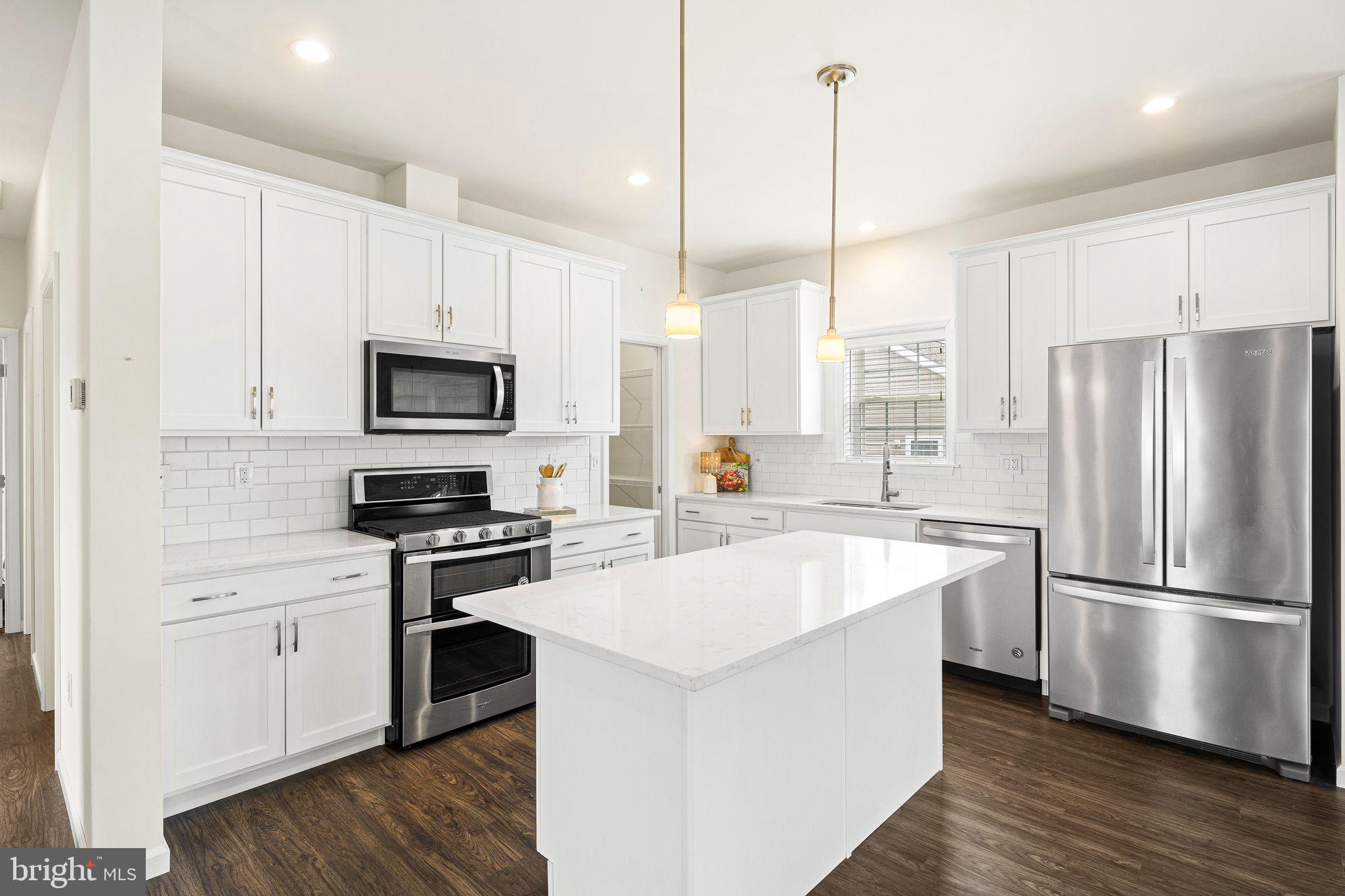 BLUE BELL SPRINGS - Residential