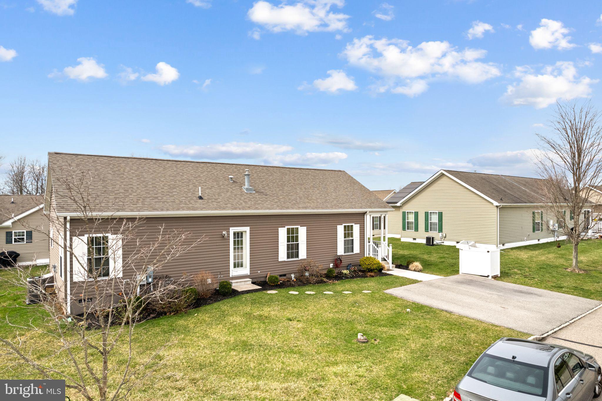 BLUE BELL SPRINGS - Residential