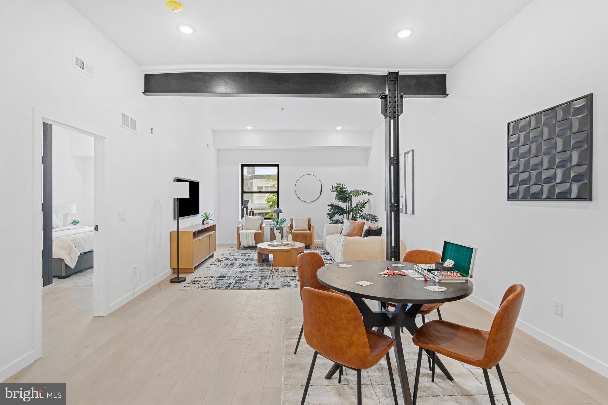 PORT RICHMOND - Residential Lease