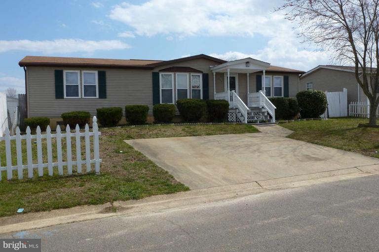 SAN SOUCI - Residential Lease