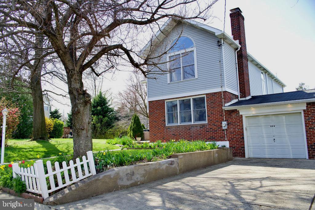 ROCKLEDGE - Residential