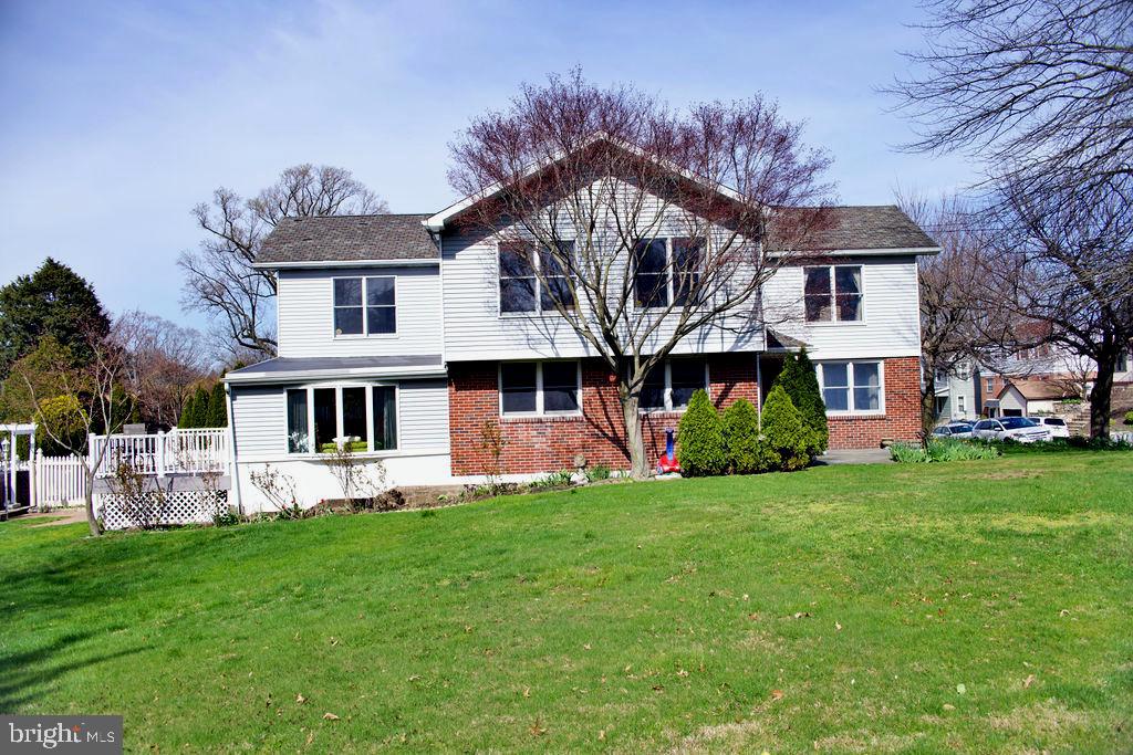 ROCKLEDGE - Residential