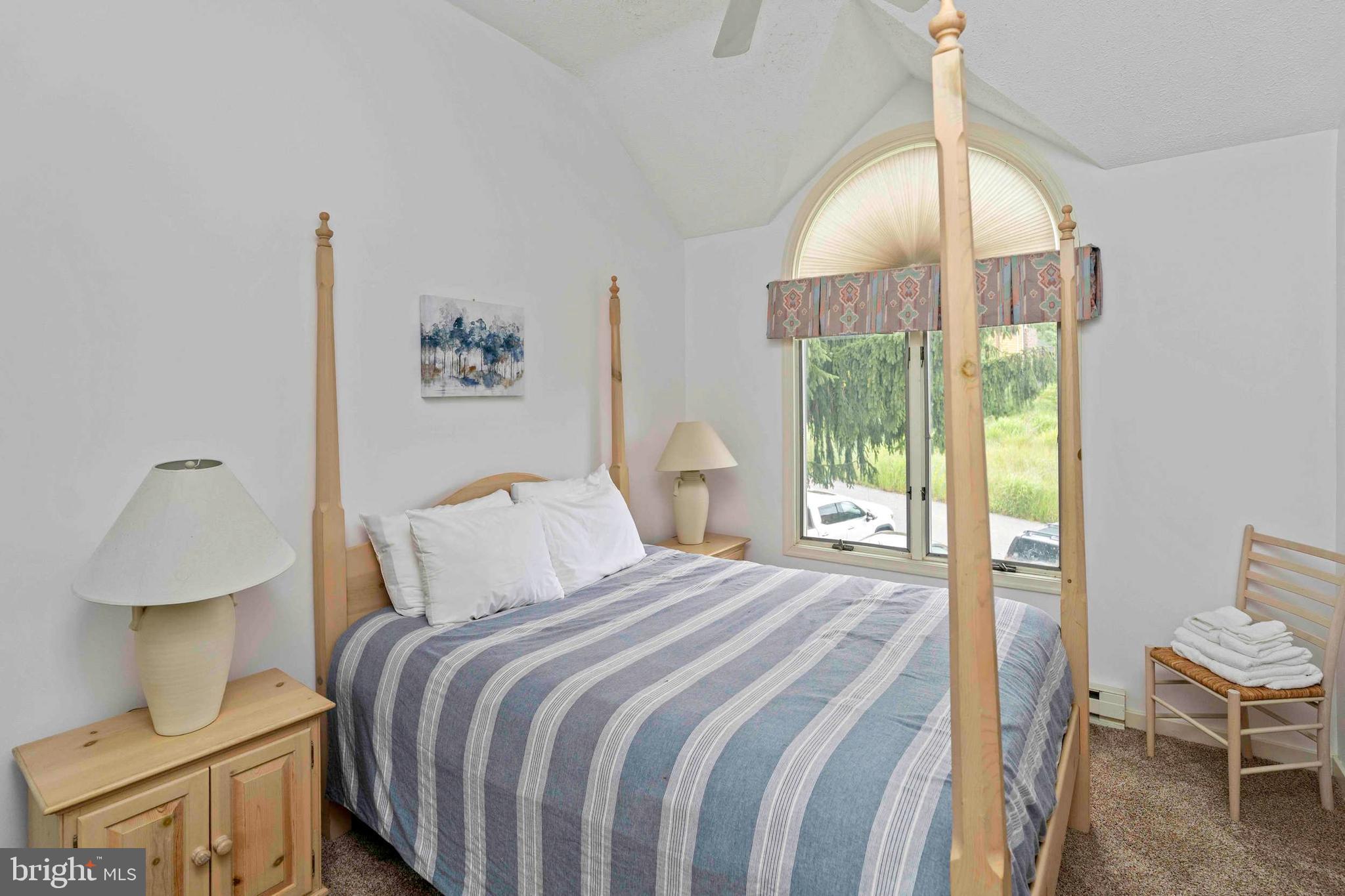 LAURELWOODS - Residential