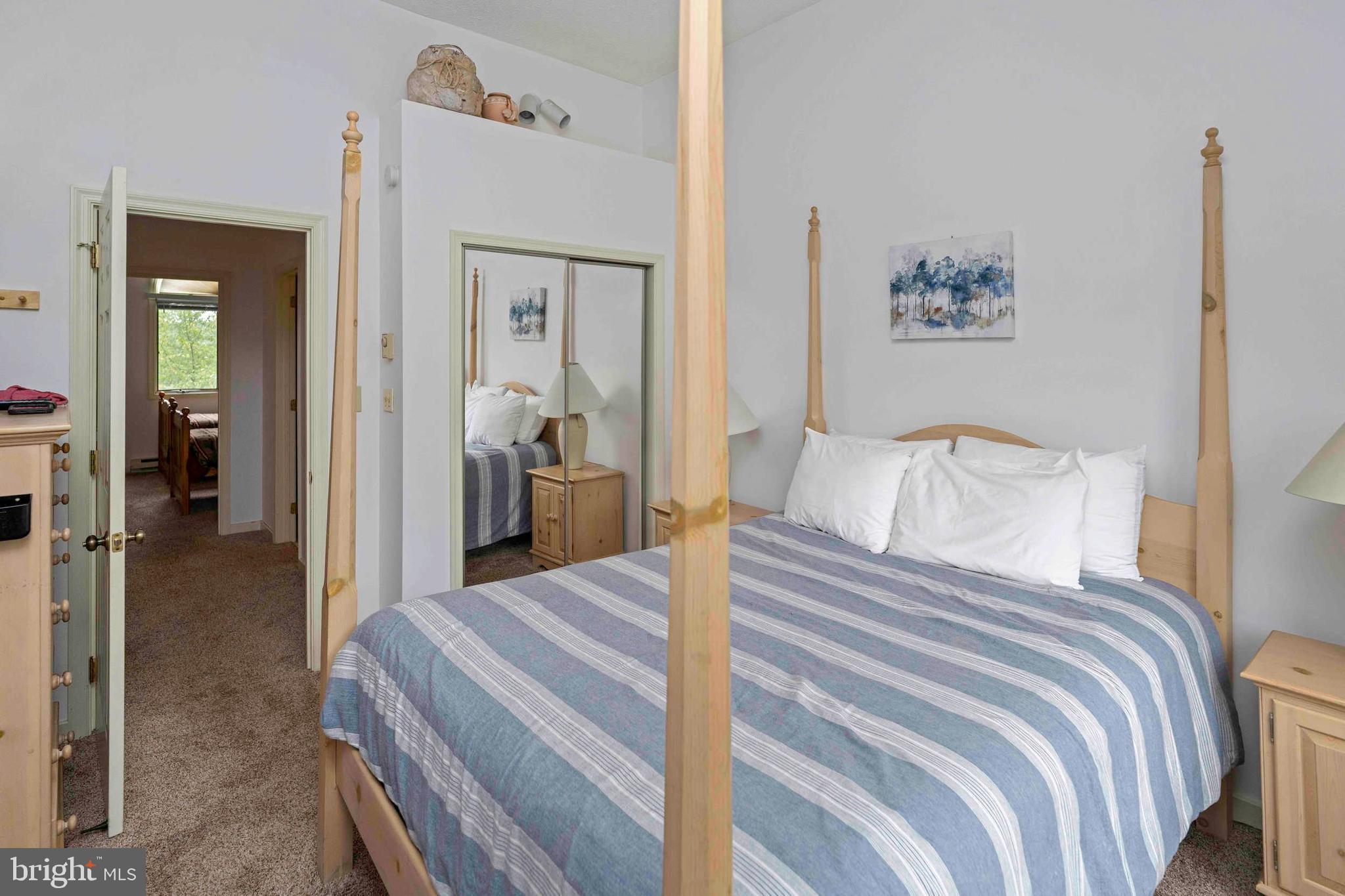 LAURELWOODS - Residential