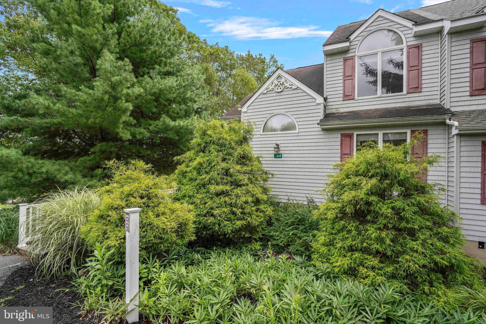 164 LAURELWOODS DRIVE