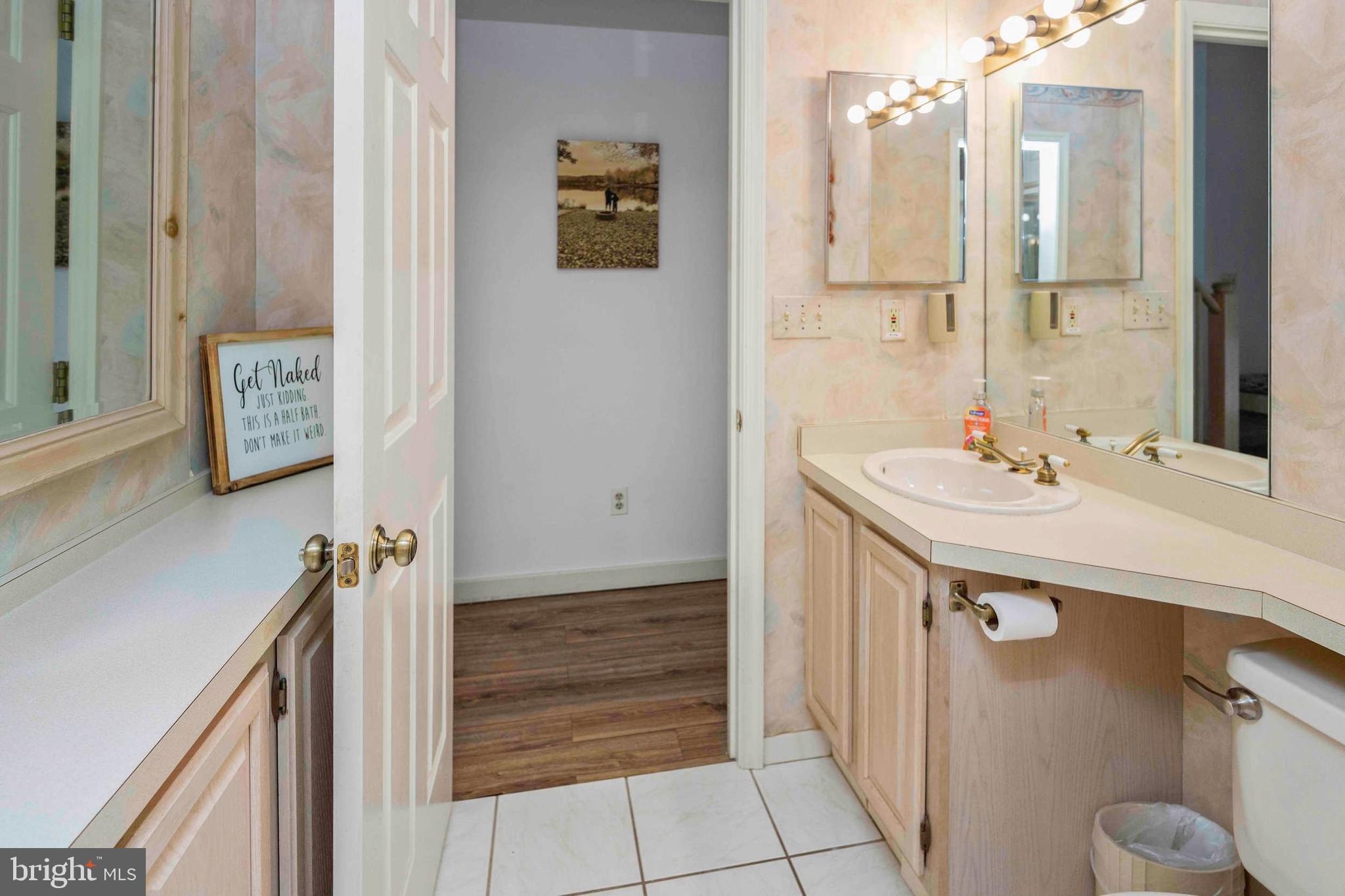 LAURELWOODS - Residential