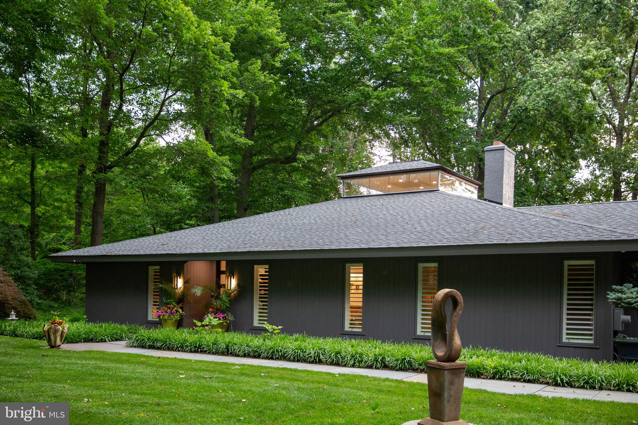 35 RAVEN ROCK ROAD