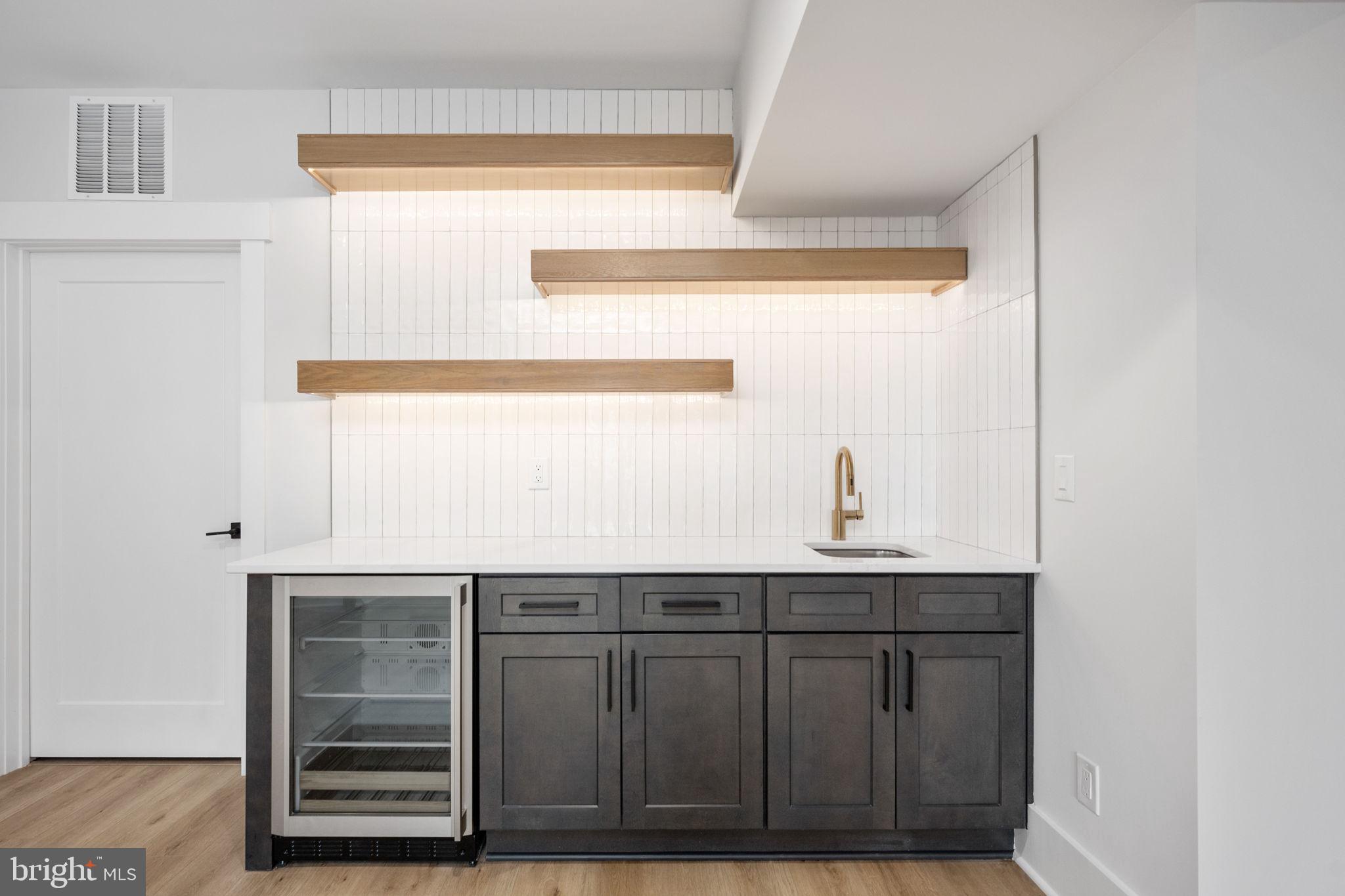 ROSNI ESTATES - Residential