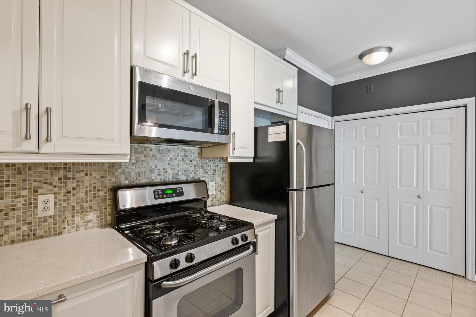 BRYSON AT WOODLAND PARK - Residential Lease