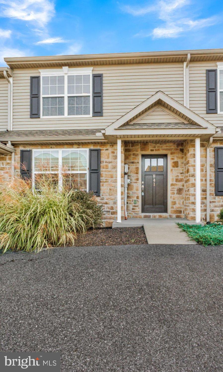 841 GREGS DRIVE