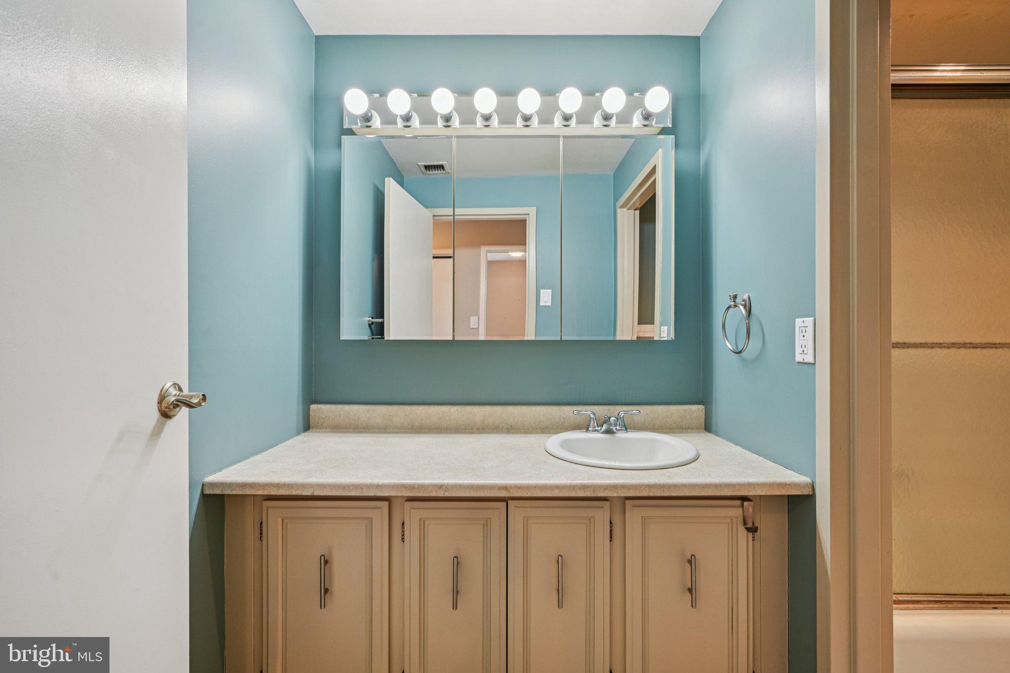 COFFEE RUN - Residential