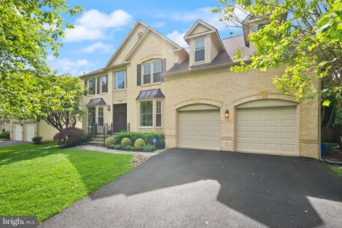 10915 LAMPLIGHTER LANE POTOMAC MD 20854