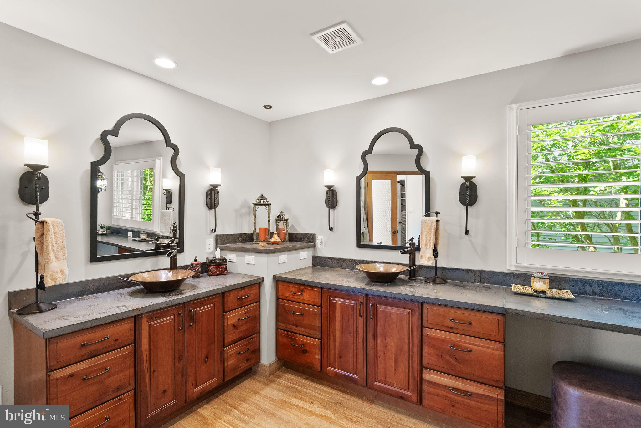 BELLS MILL ESTATES - Residential