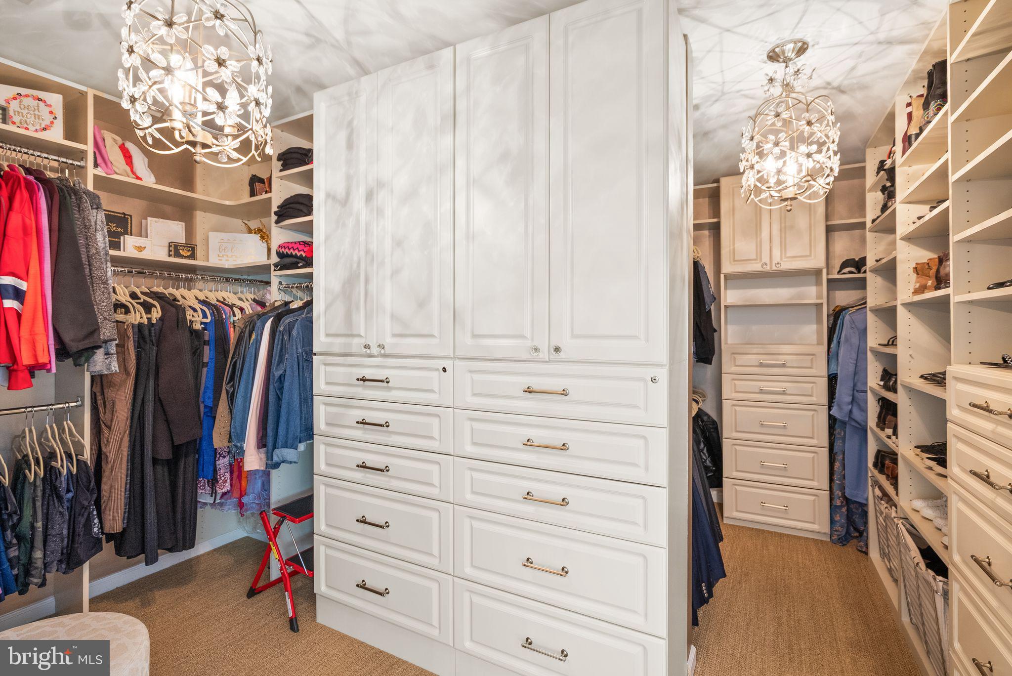 BELLS MILL ESTATES - Residential