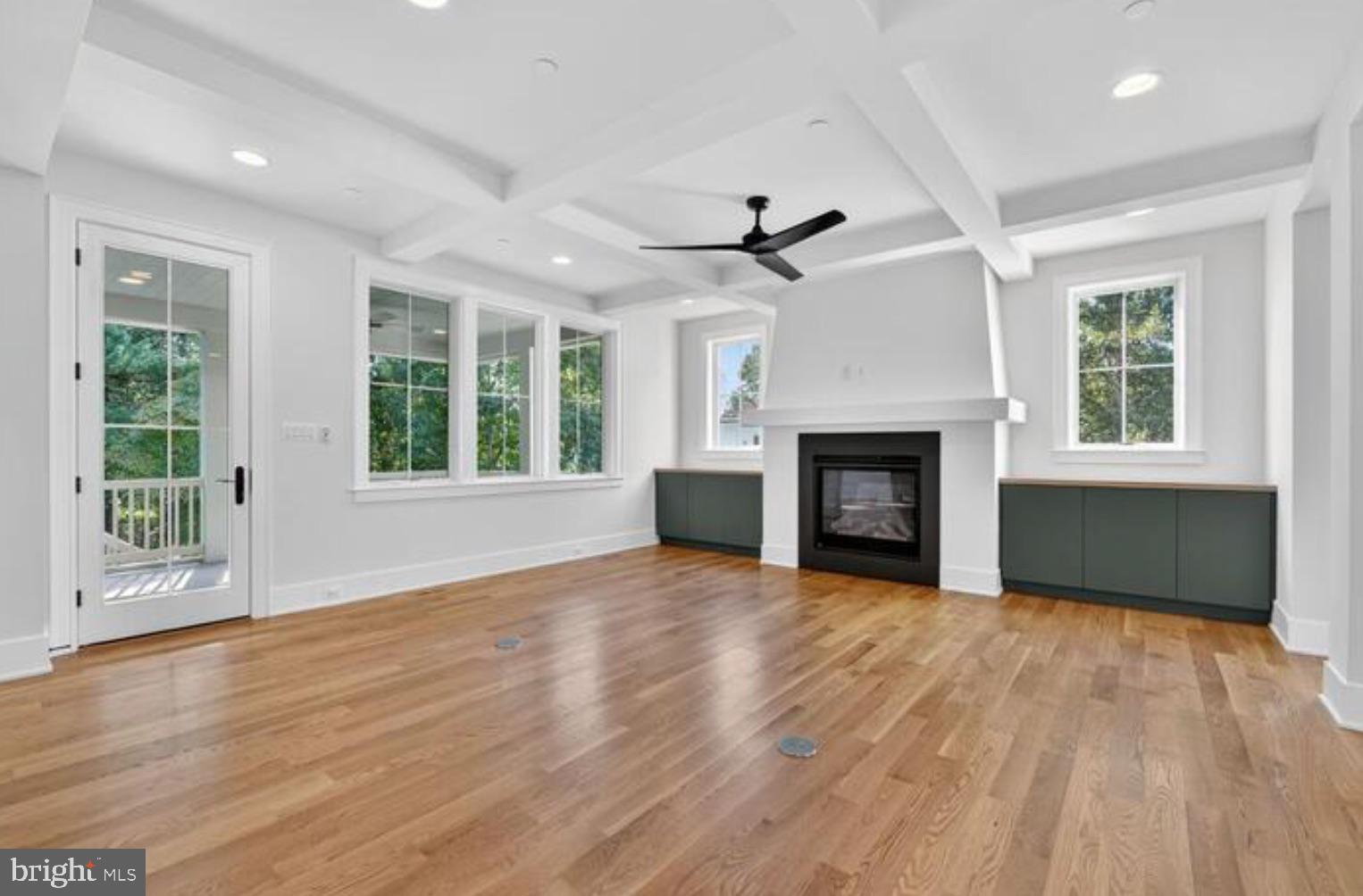 HUNTINGTON TERRACE - Residential