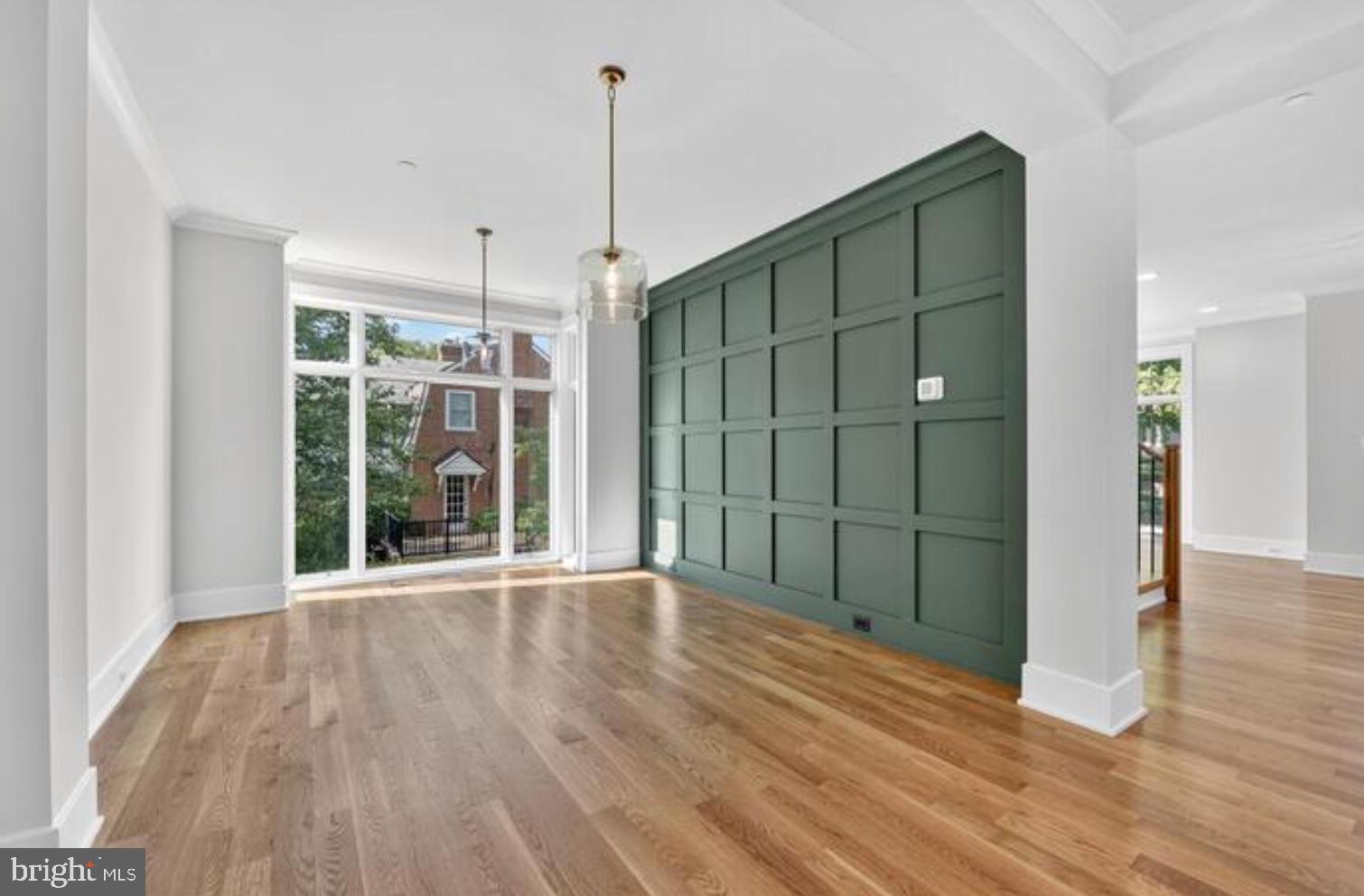 HUNTINGTON TERRACE - Residential