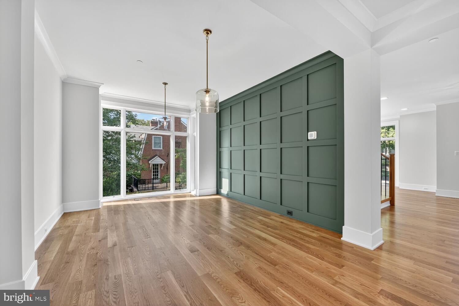 HUNTINGTON TERRACE - Residential