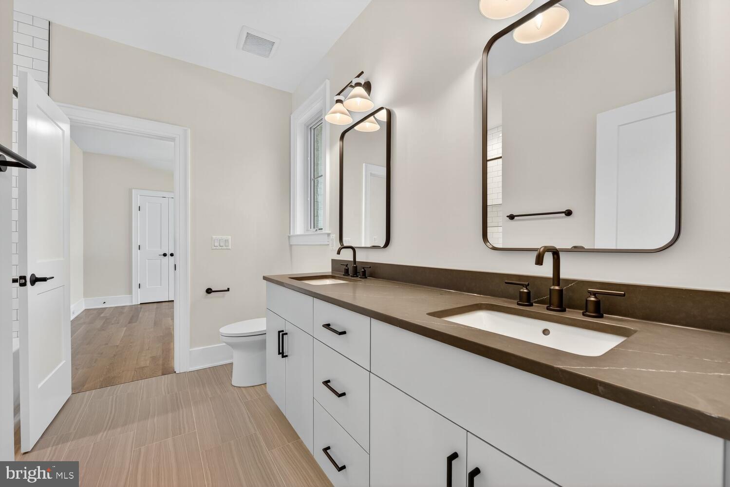 HUNTINGTON TERRACE - Residential