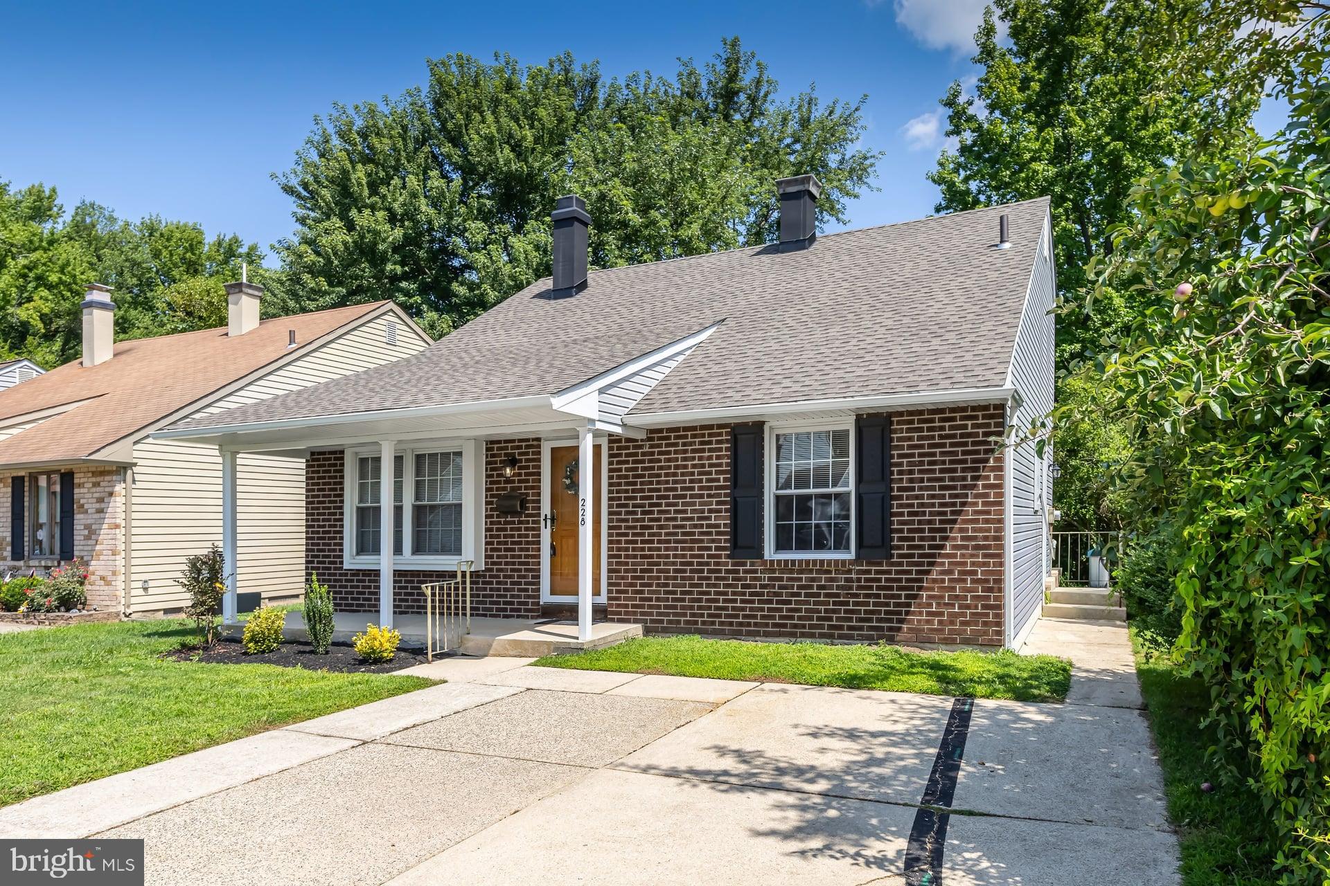 228 LEONA COURT