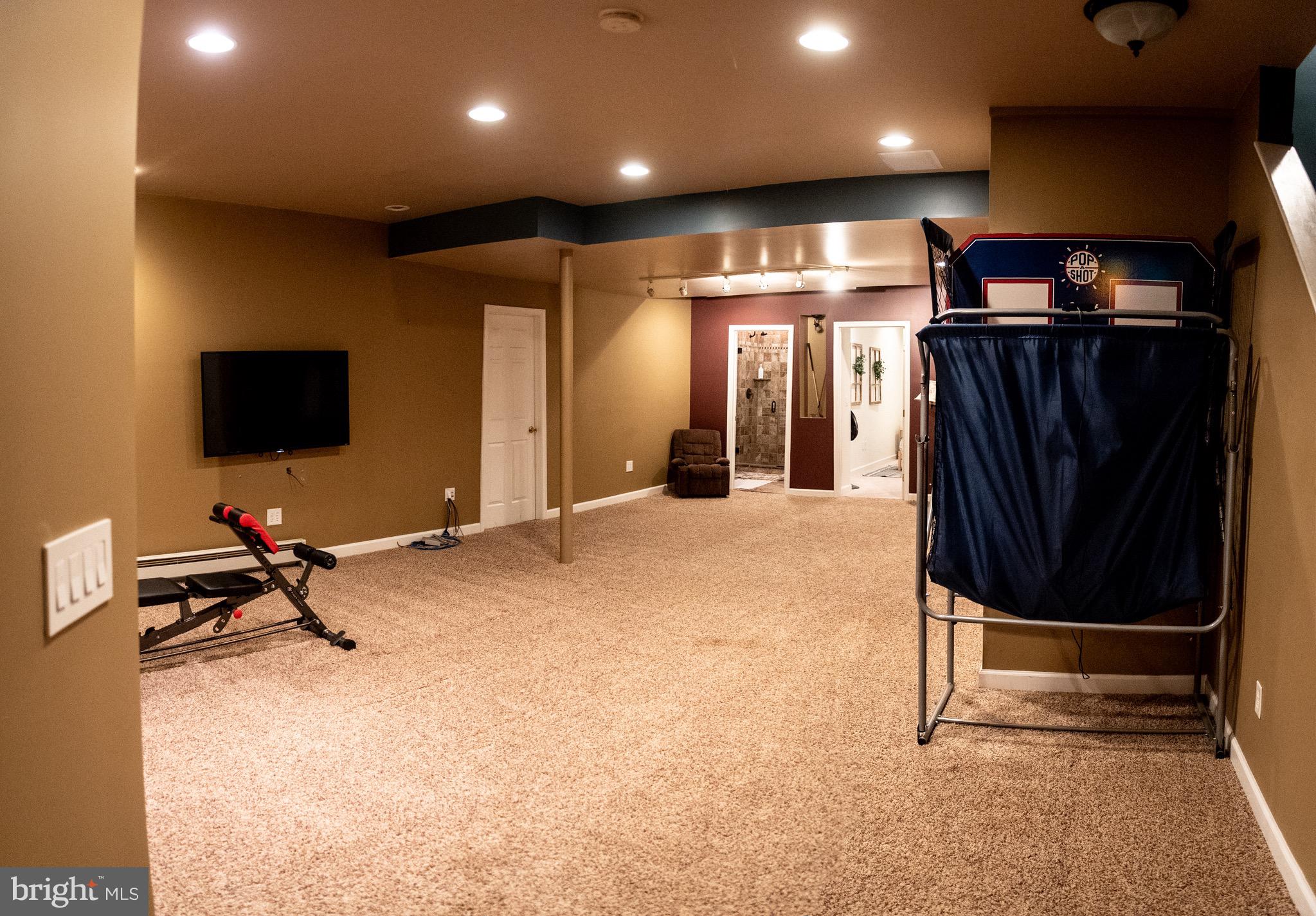 WINDGATE FARMS - Residential