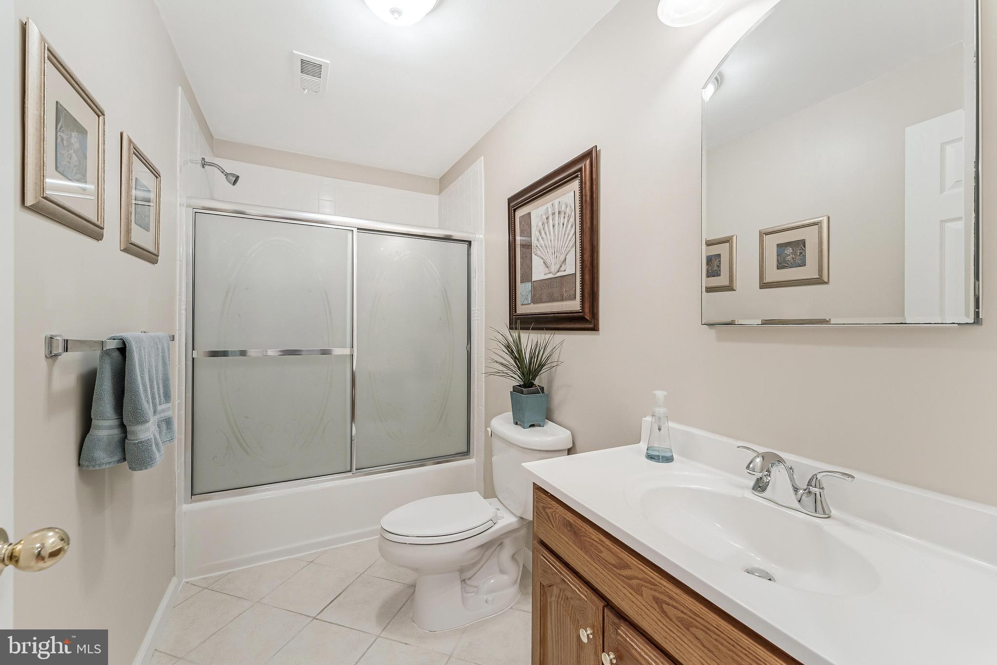 WILLOWS OF POTOMAC - Residential