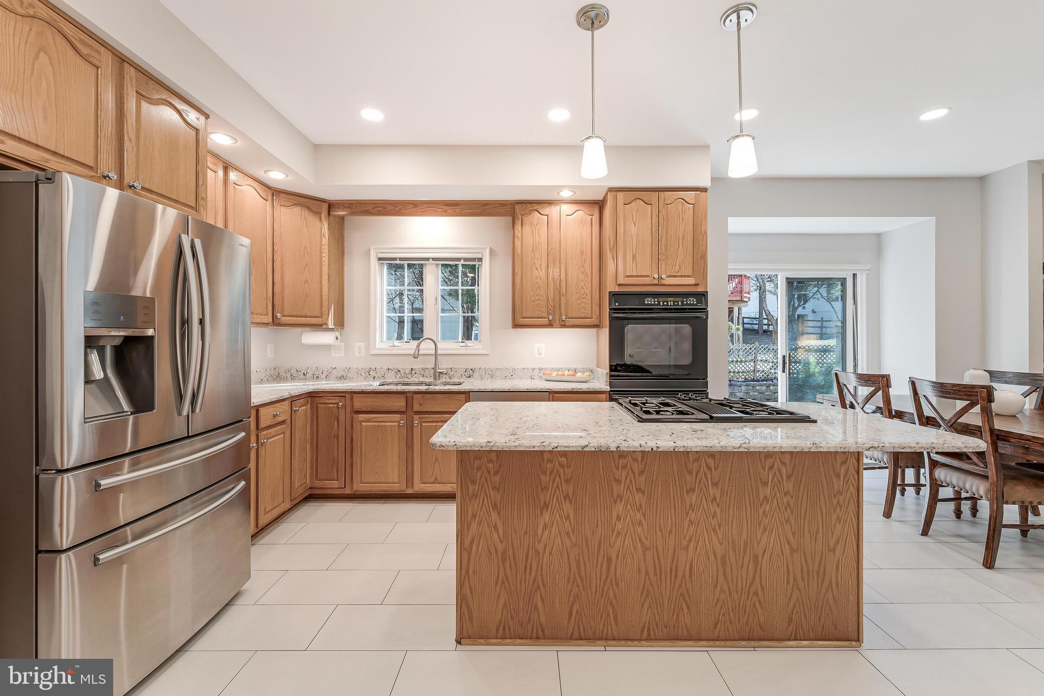 WILLOWS OF POTOMAC - Residential