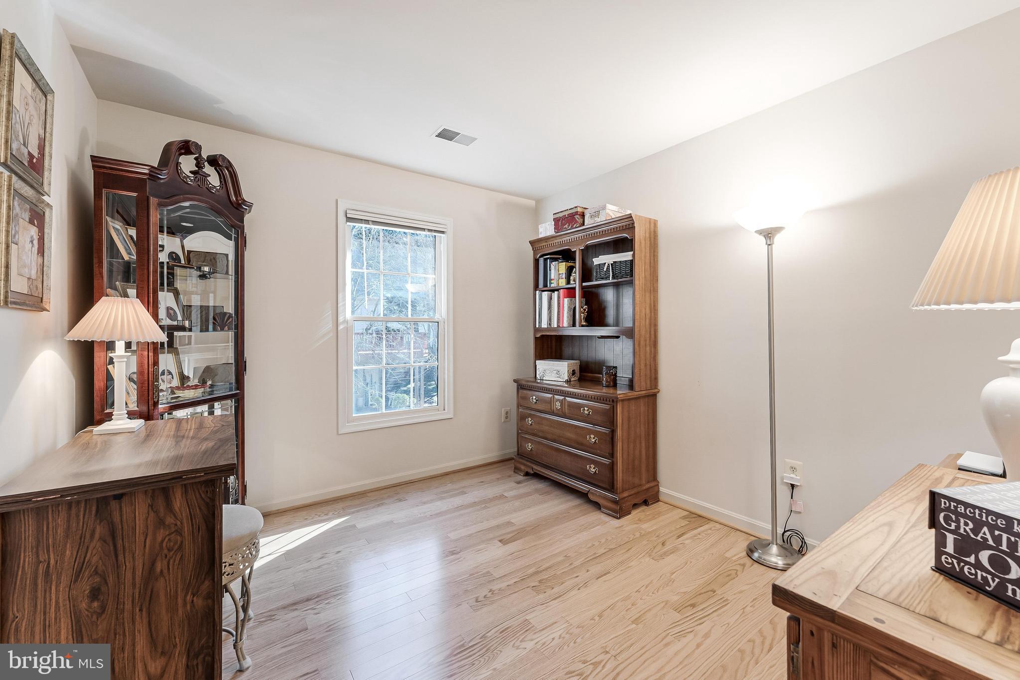 WILLOWS OF POTOMAC - Residential