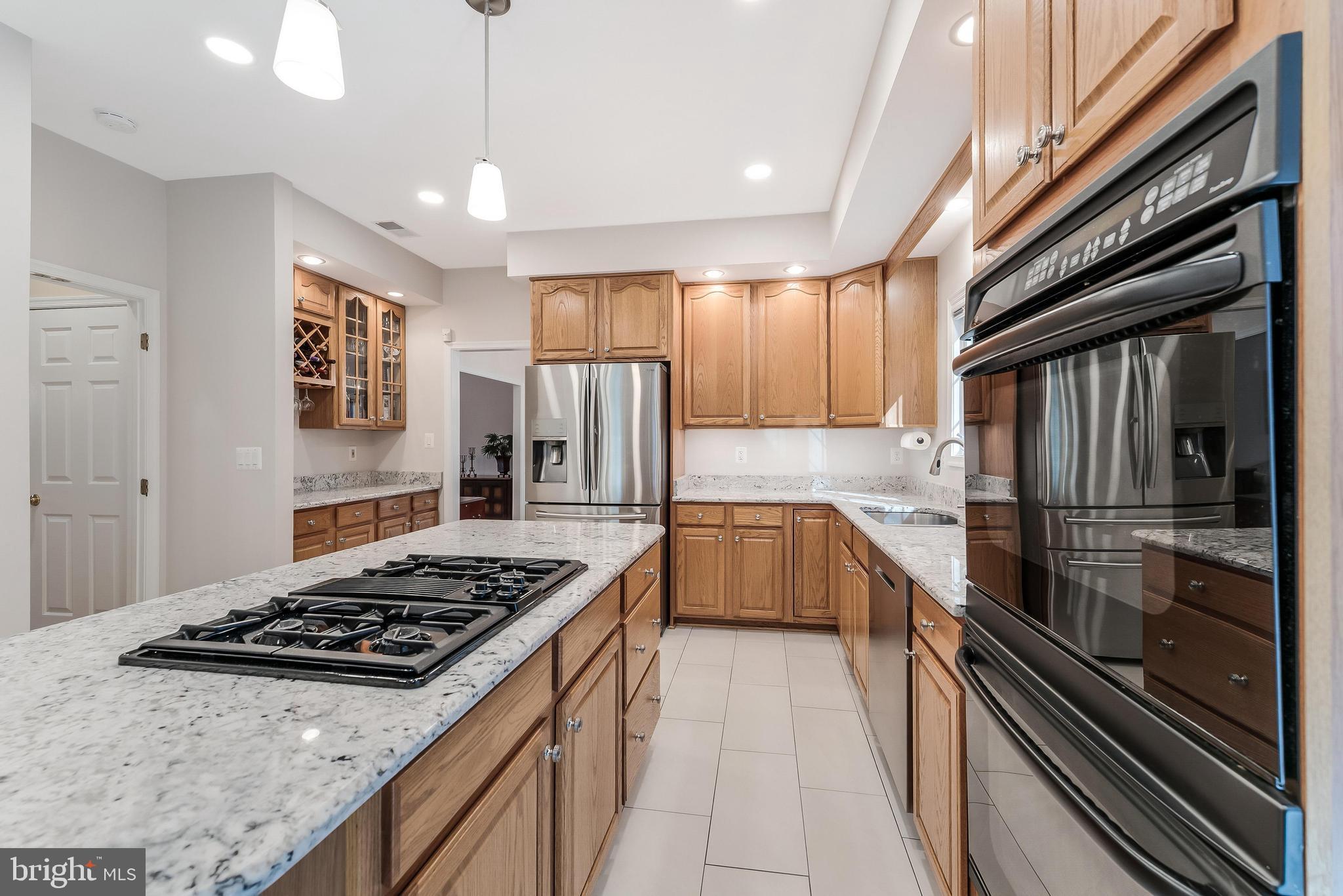 WILLOWS OF POTOMAC - Residential