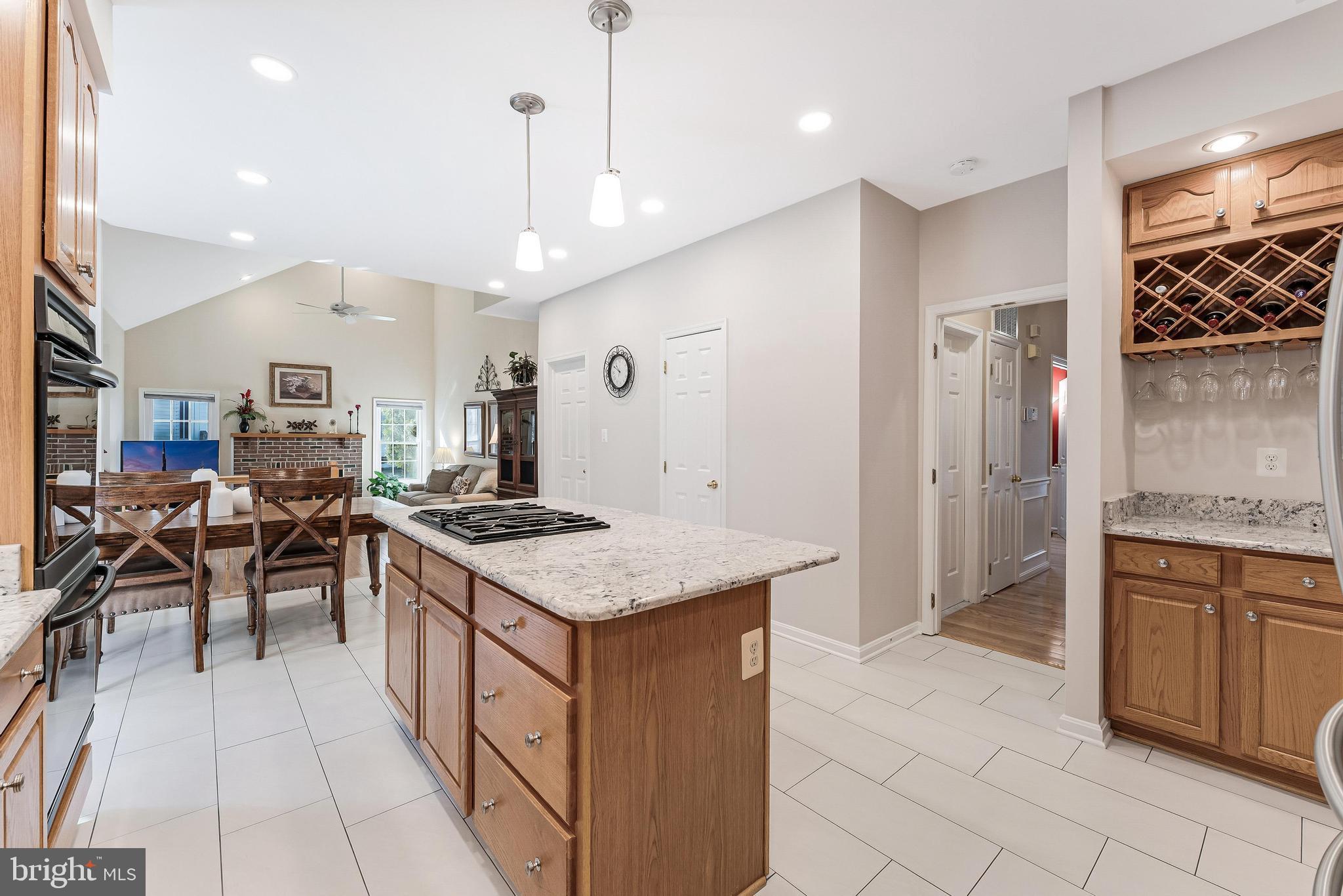 WILLOWS OF POTOMAC - Residential