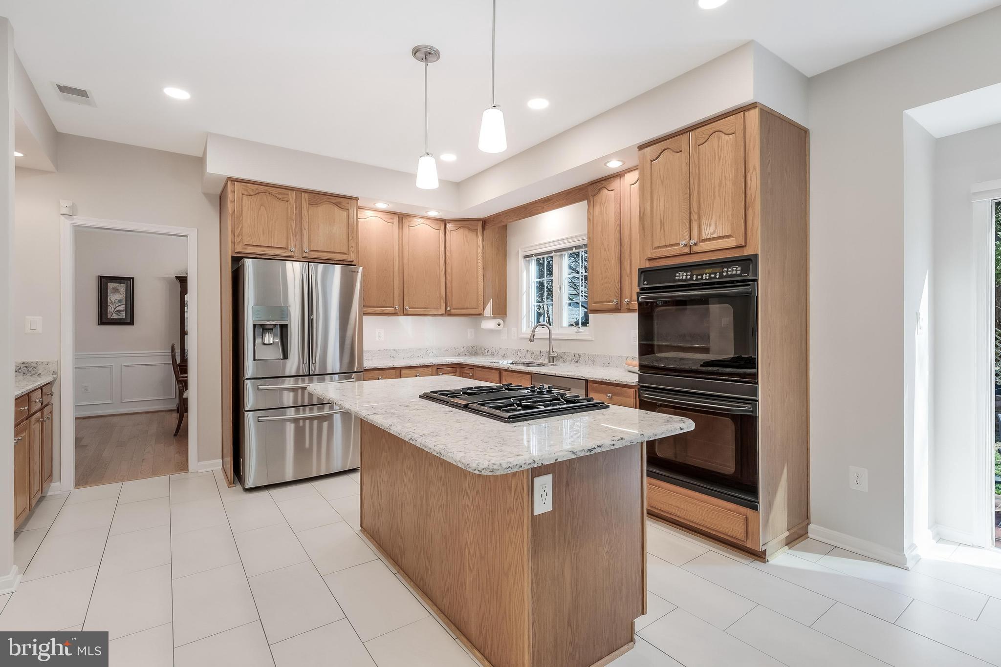 WILLOWS OF POTOMAC - Residential