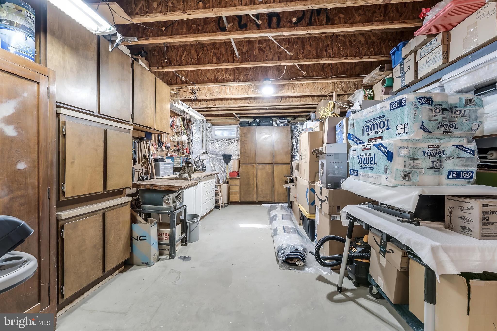 WILLOWS OF POTOMAC - Residential