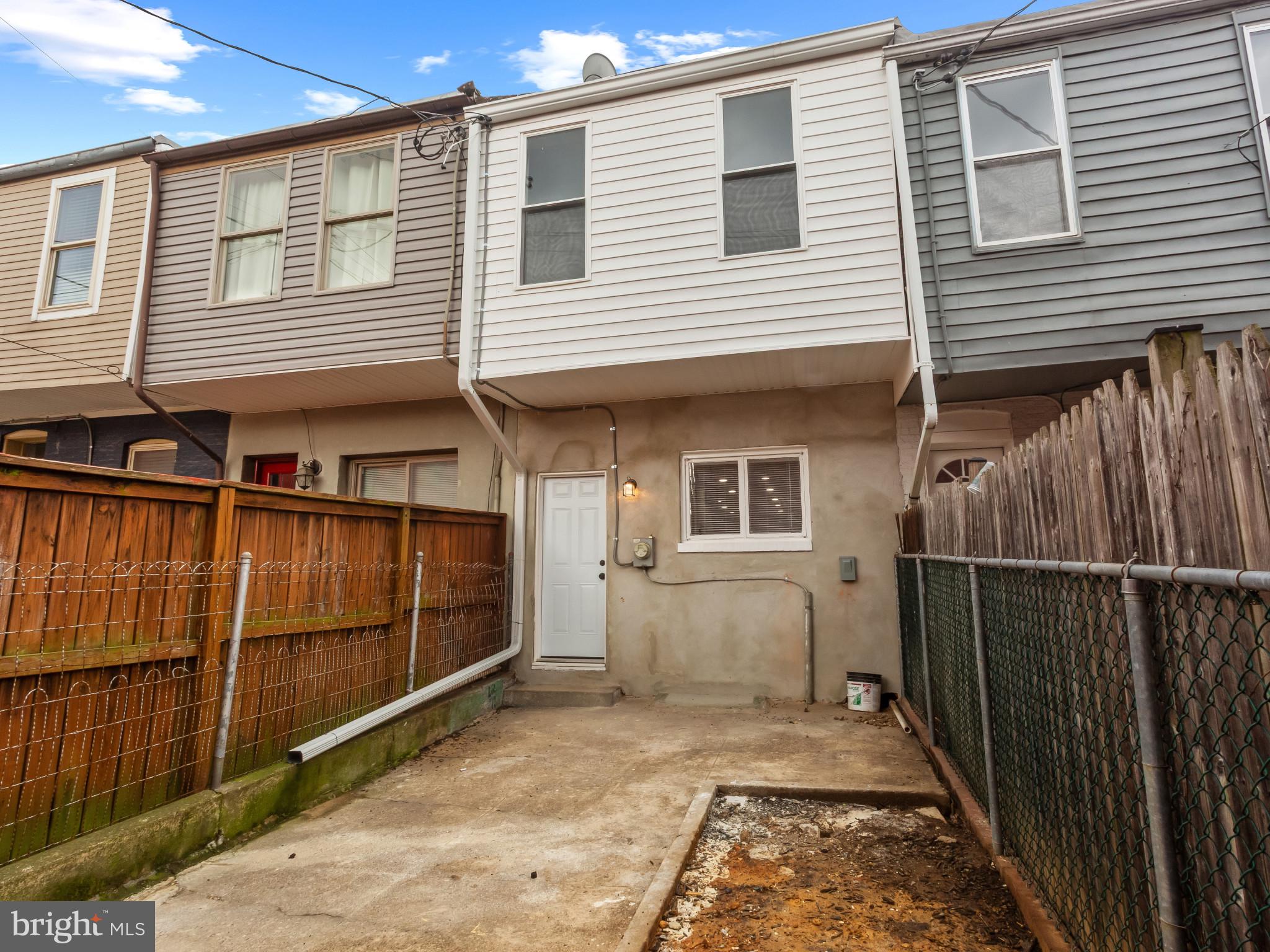 HIGHLANDTOWN - Residential