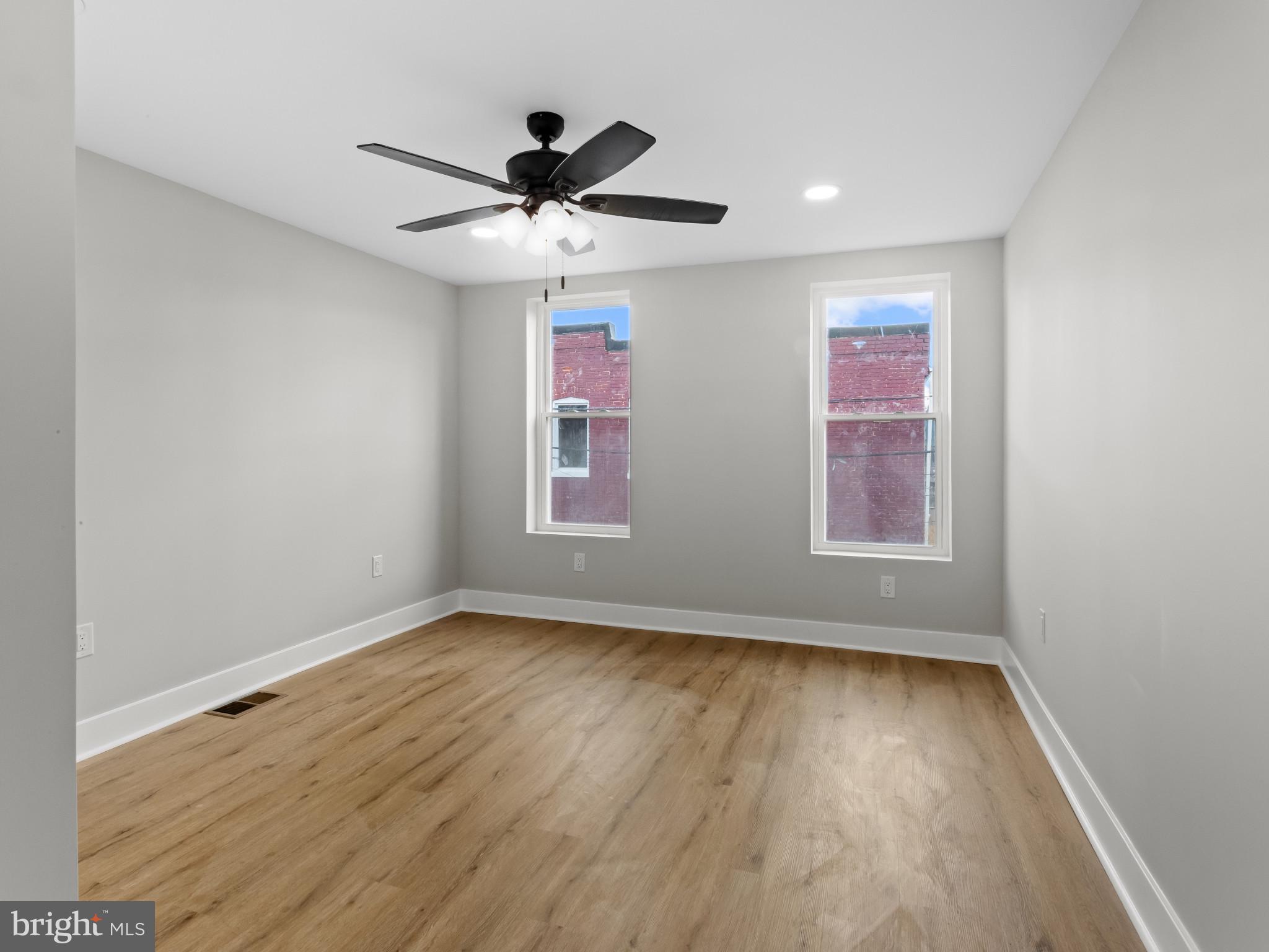 HIGHLANDTOWN - Residential