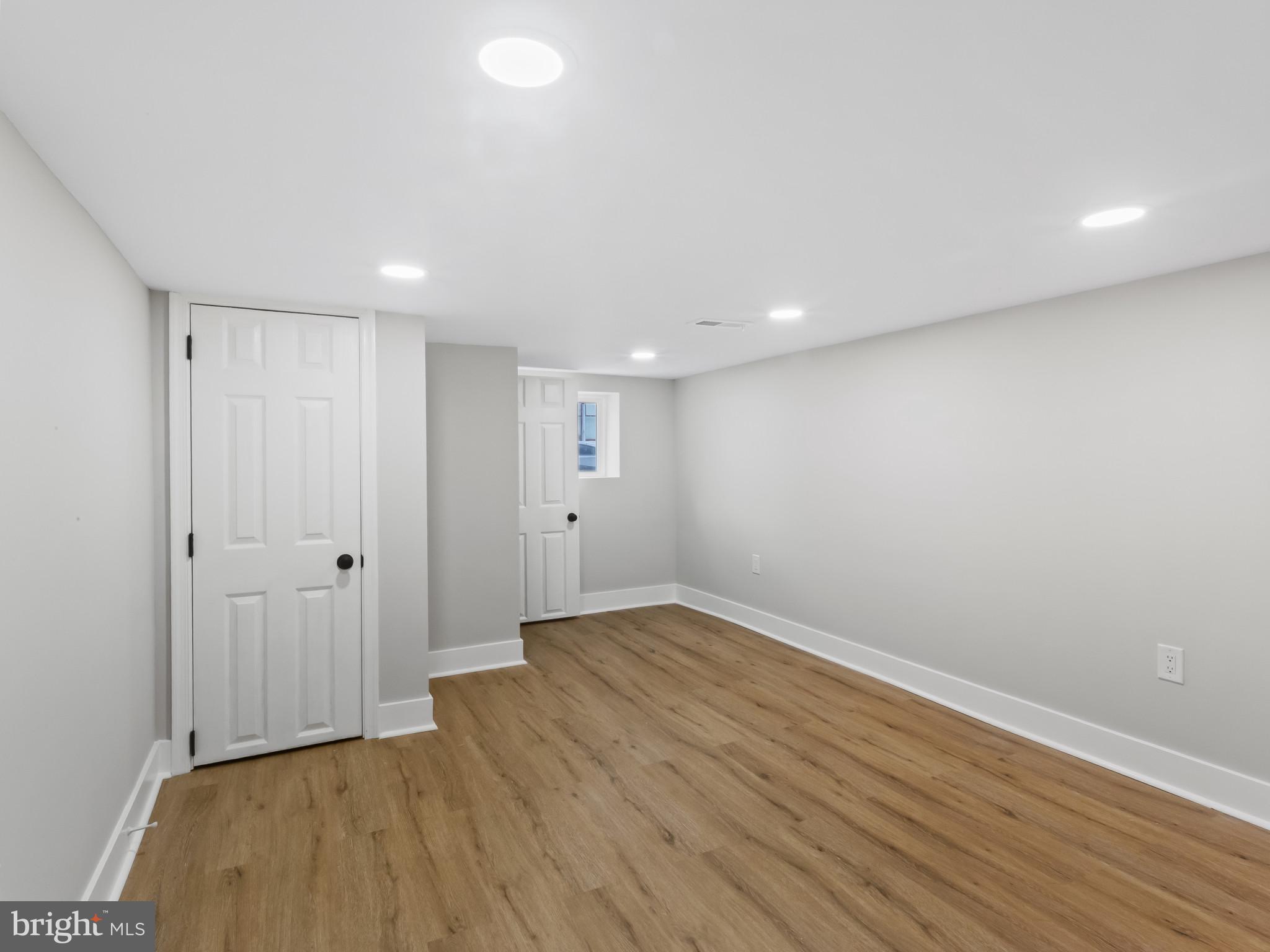 HIGHLANDTOWN - Residential