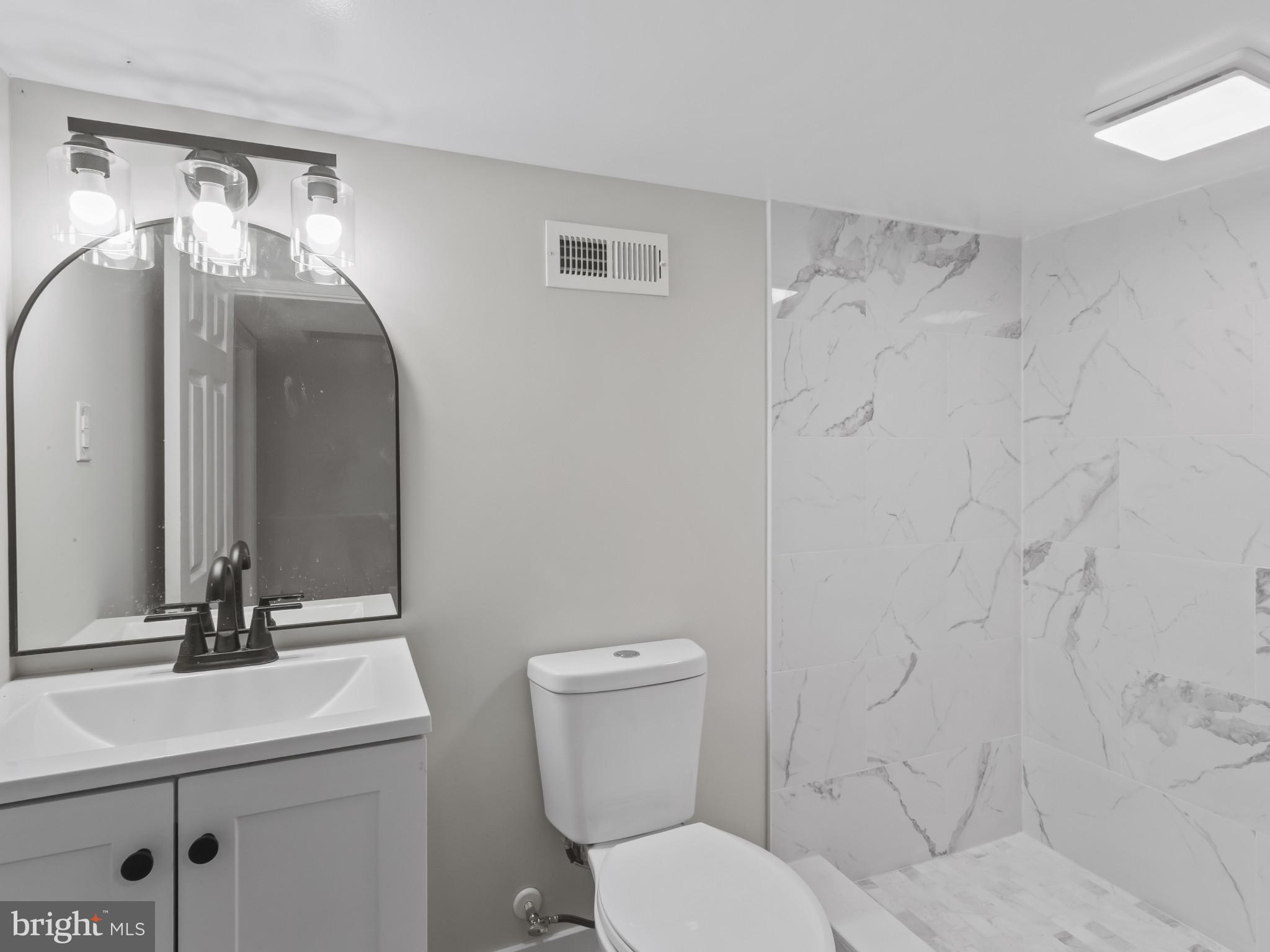 HIGHLANDTOWN - Residential