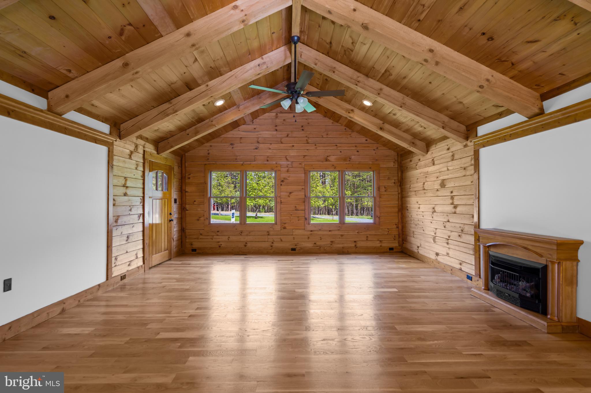 AUTUMN HILLS ESTATES - Residential