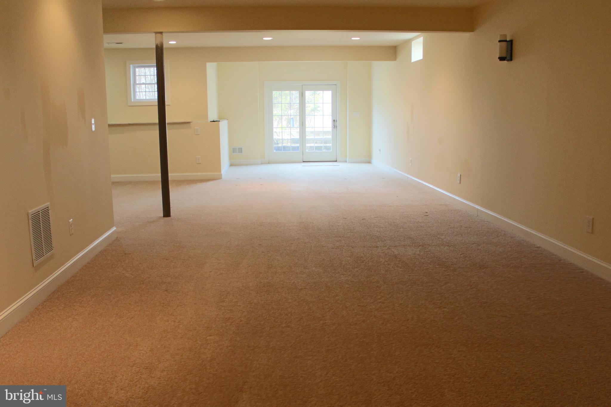 DOMINION VALLEY COUNTRY CLUB - Residential Lease