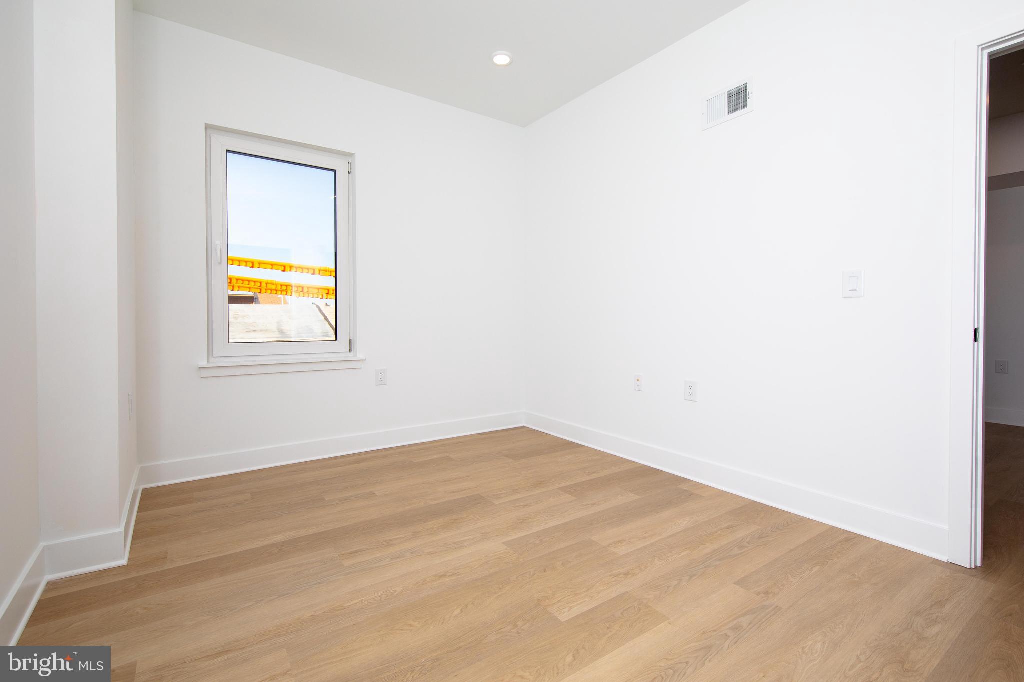 NORTHERN LIBERTIES - Residential Lease