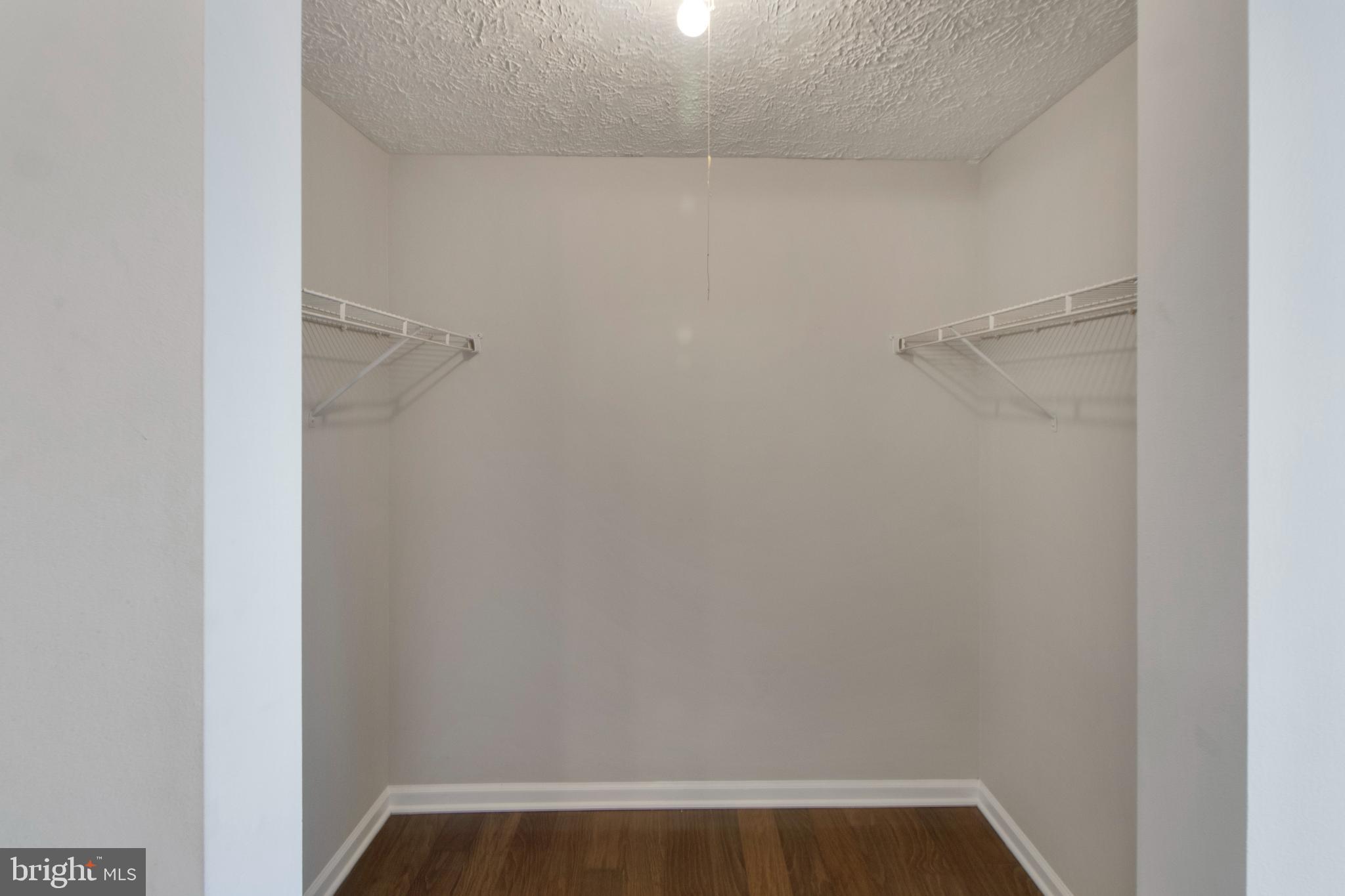 NORTH SPRINGFIELD PARK - Residential Lease