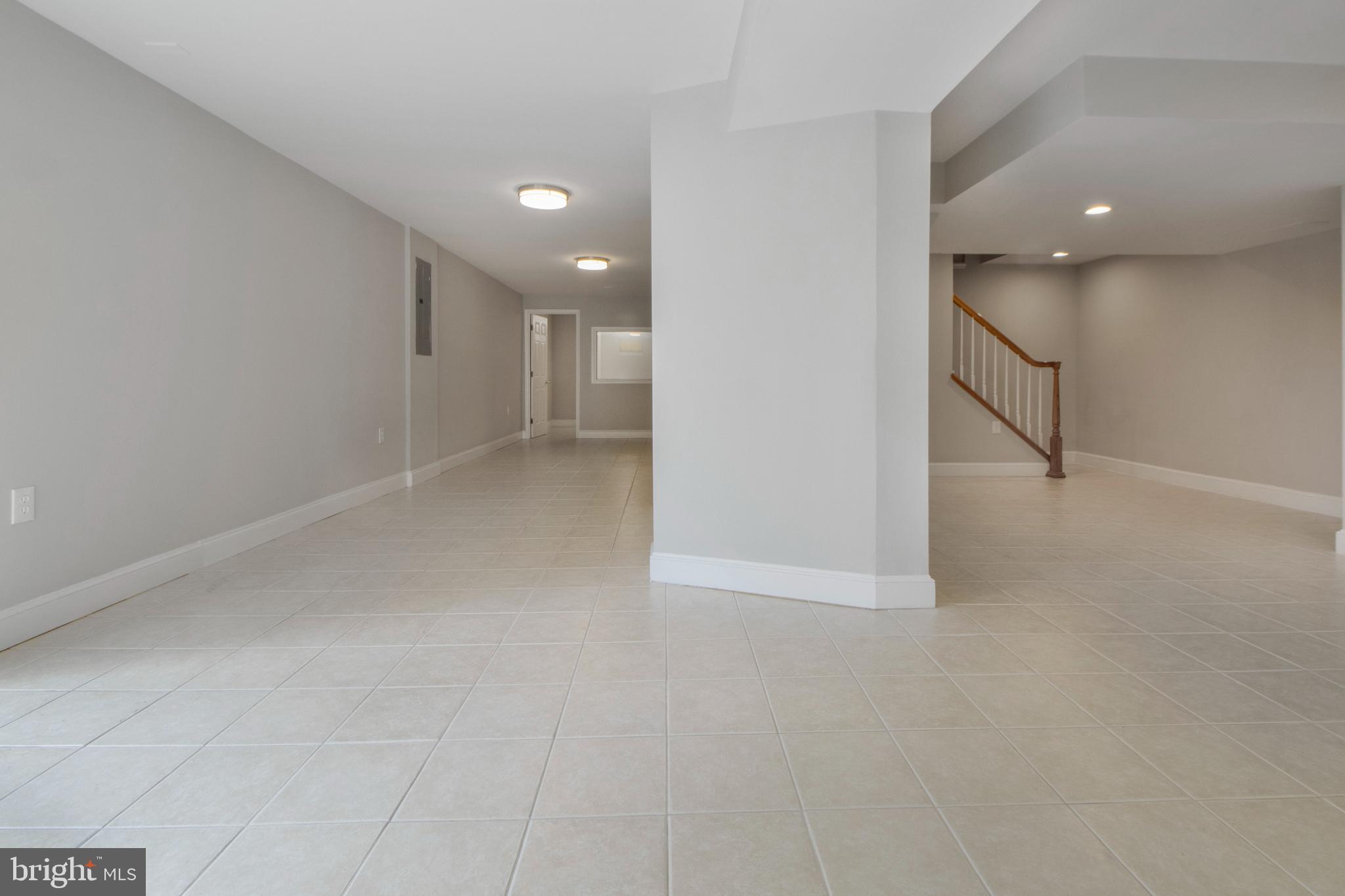 NORTH SPRINGFIELD PARK - Residential Lease