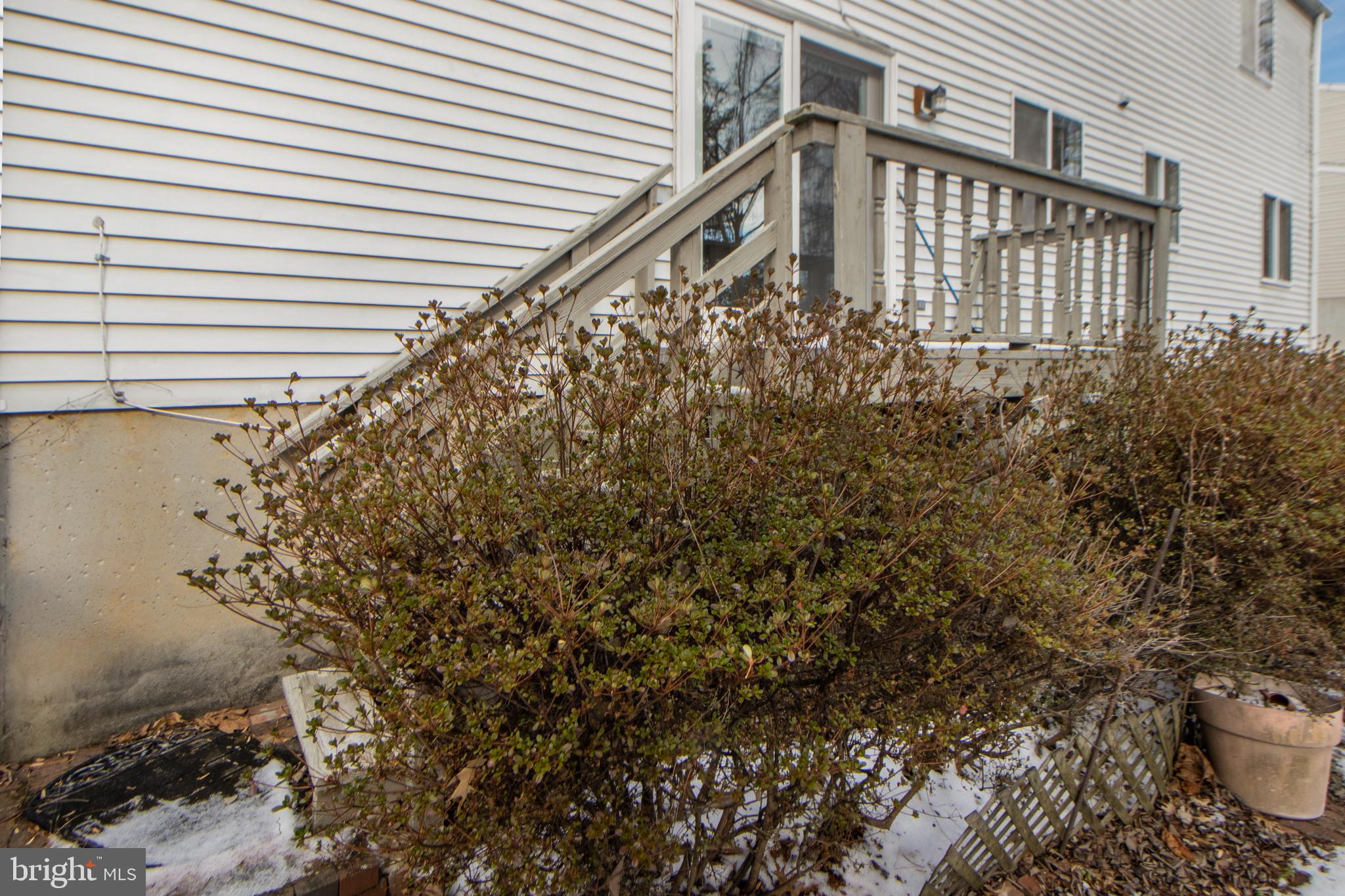 NORTH SPRINGFIELD PARK - Residential Lease