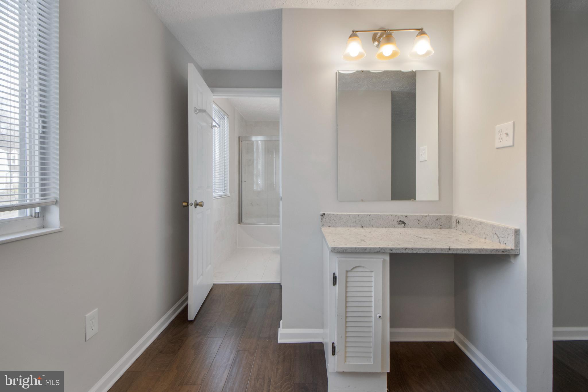 NORTH SPRINGFIELD PARK - Residential Lease