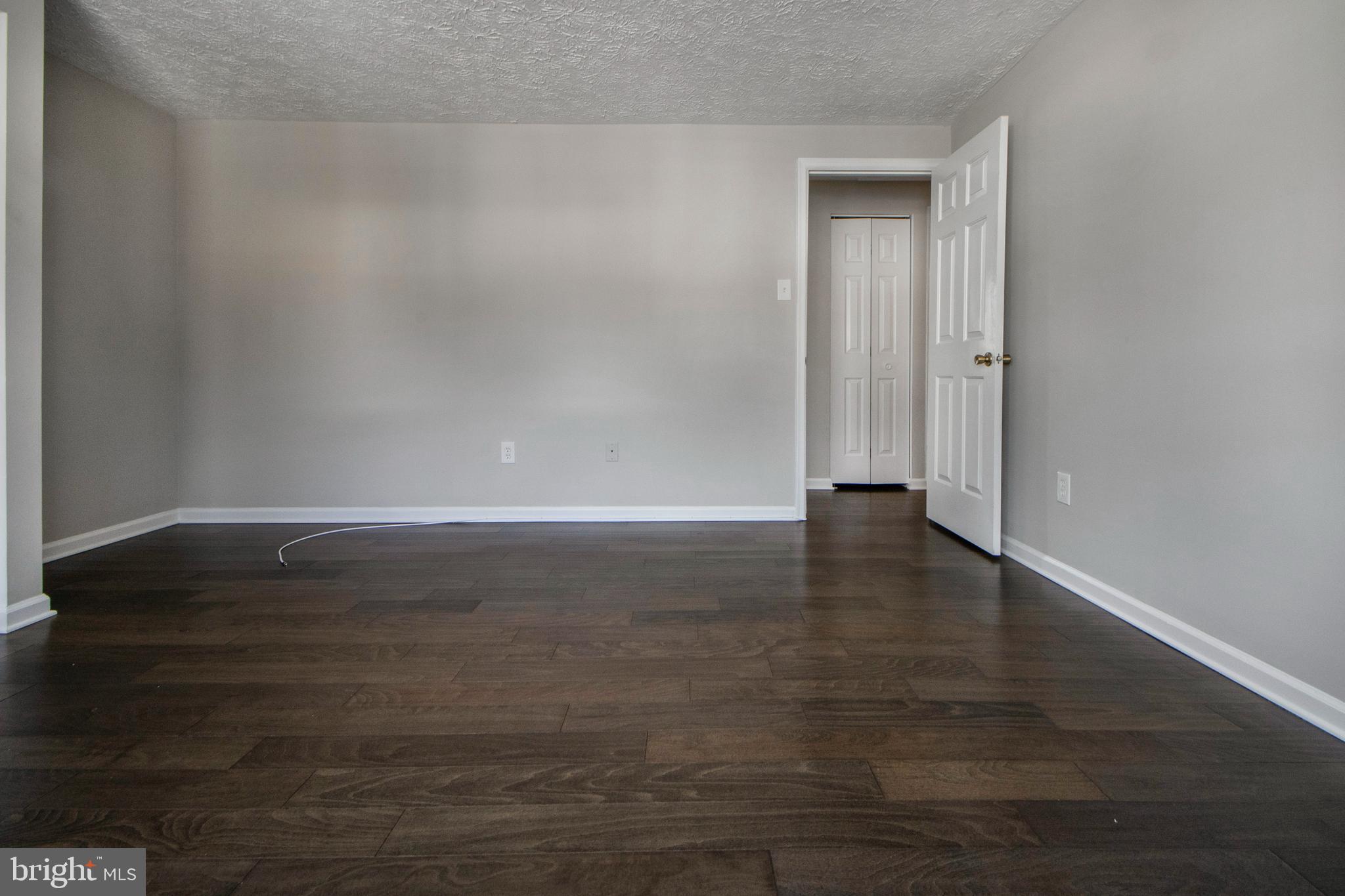 NORTH SPRINGFIELD PARK - Residential Lease