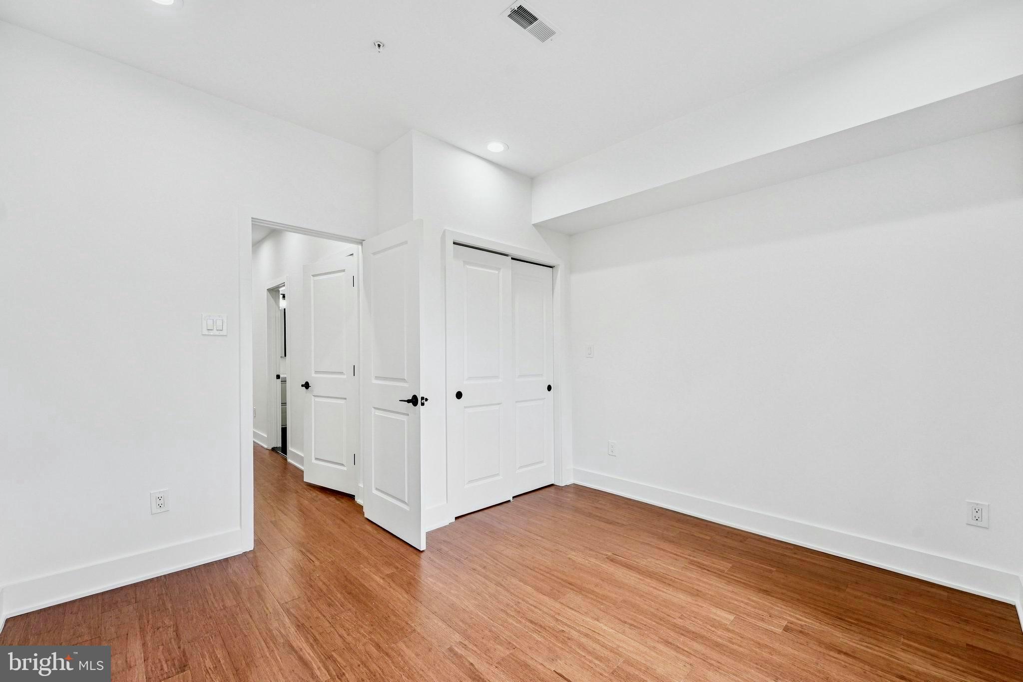 GRAYS FERRY - Residential Lease