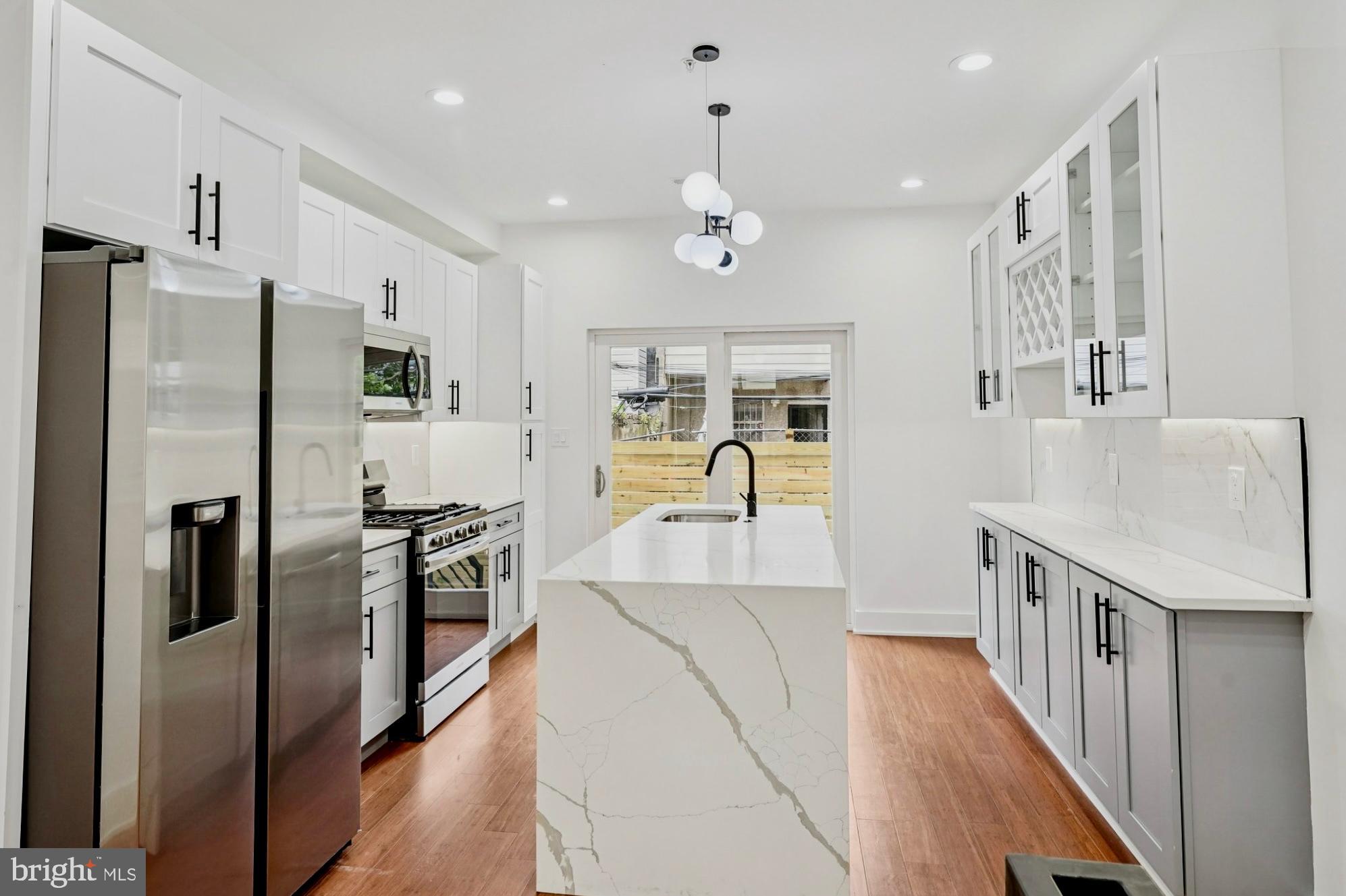 GRAYS FERRY - Residential Lease